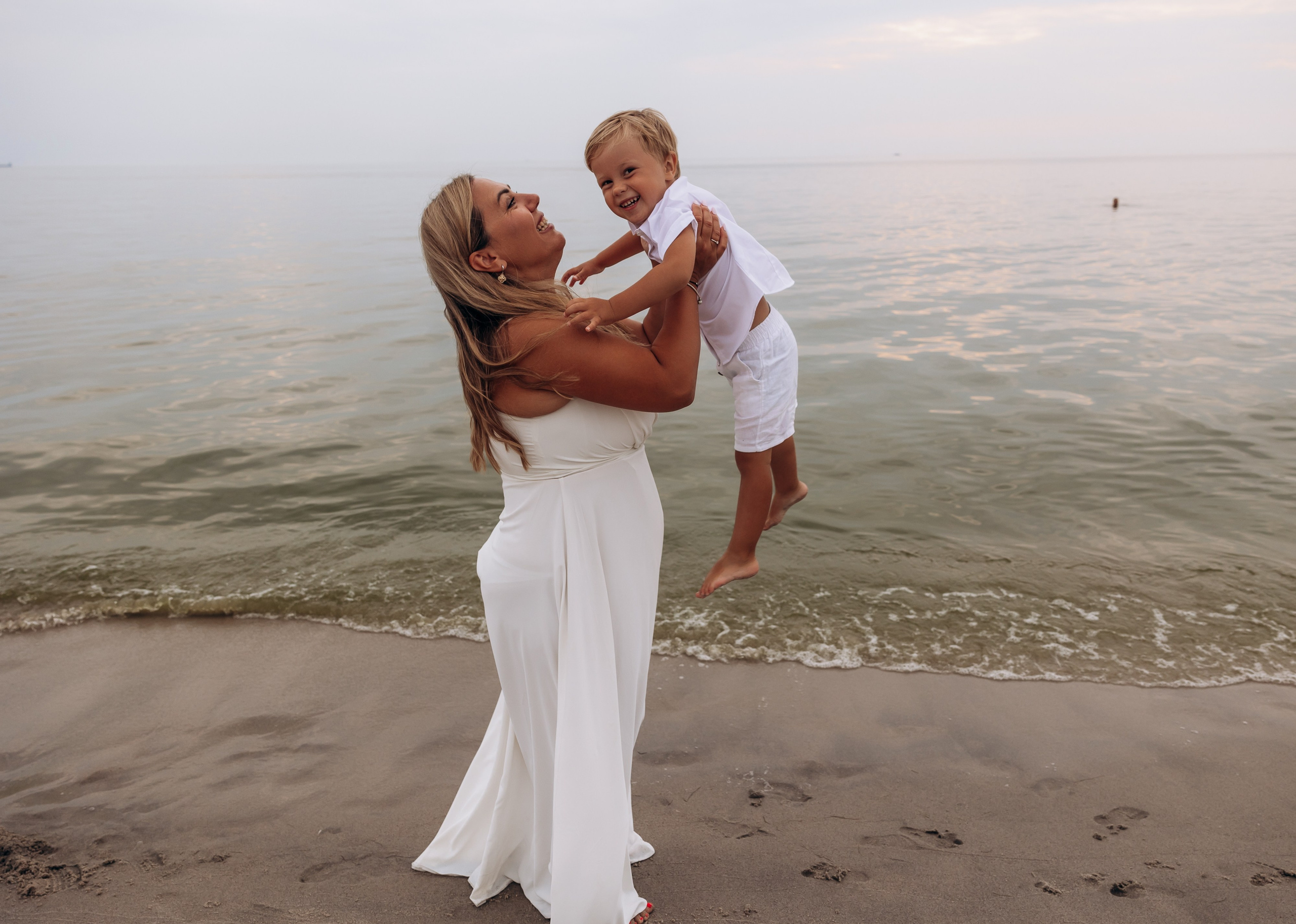 Большая семья Мечниково (Балтийск) море лето. Фотограф в Калининграде свадебная фотография, репортажная, фотосессии