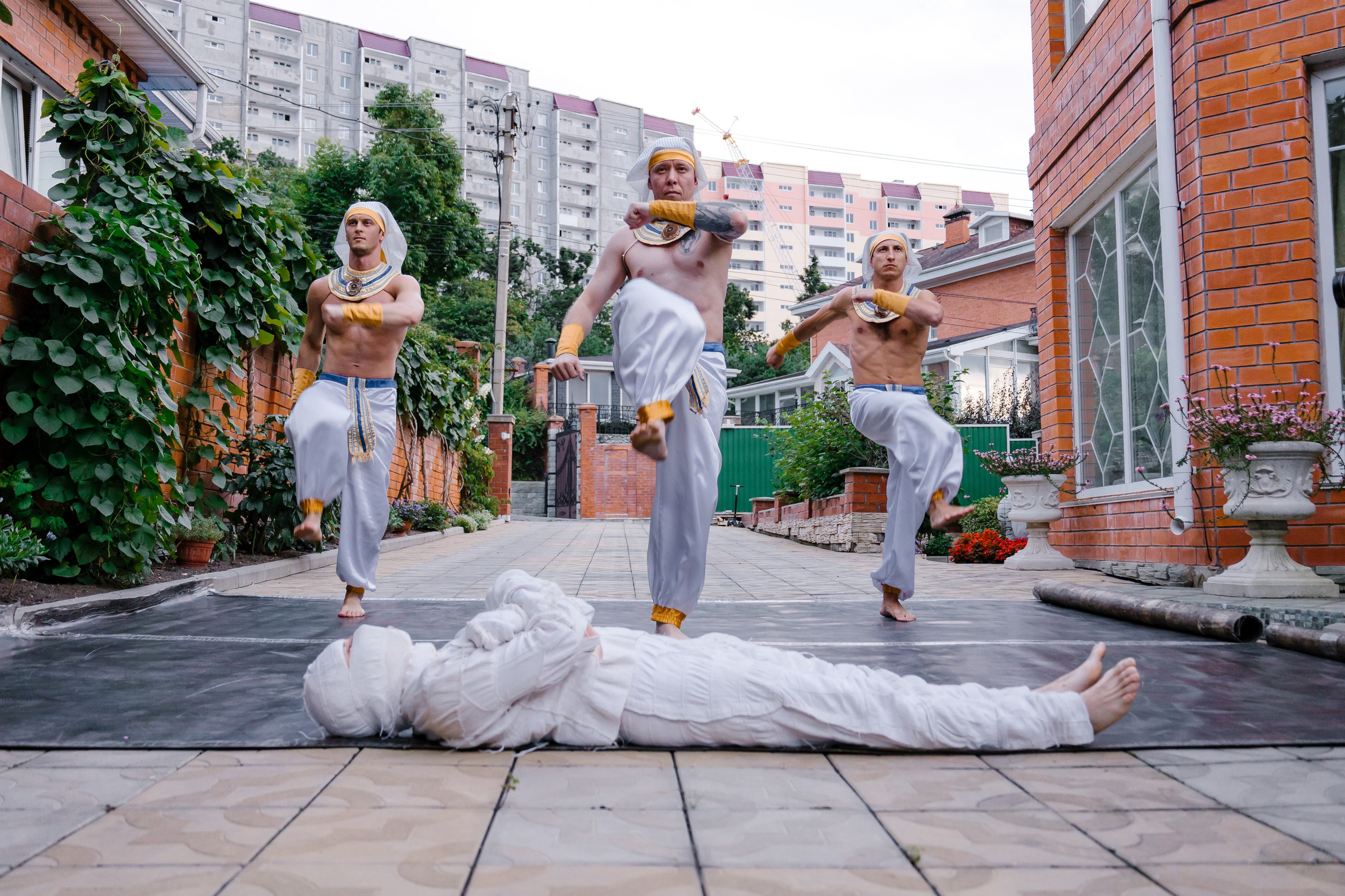 Махан и Нина. Главная