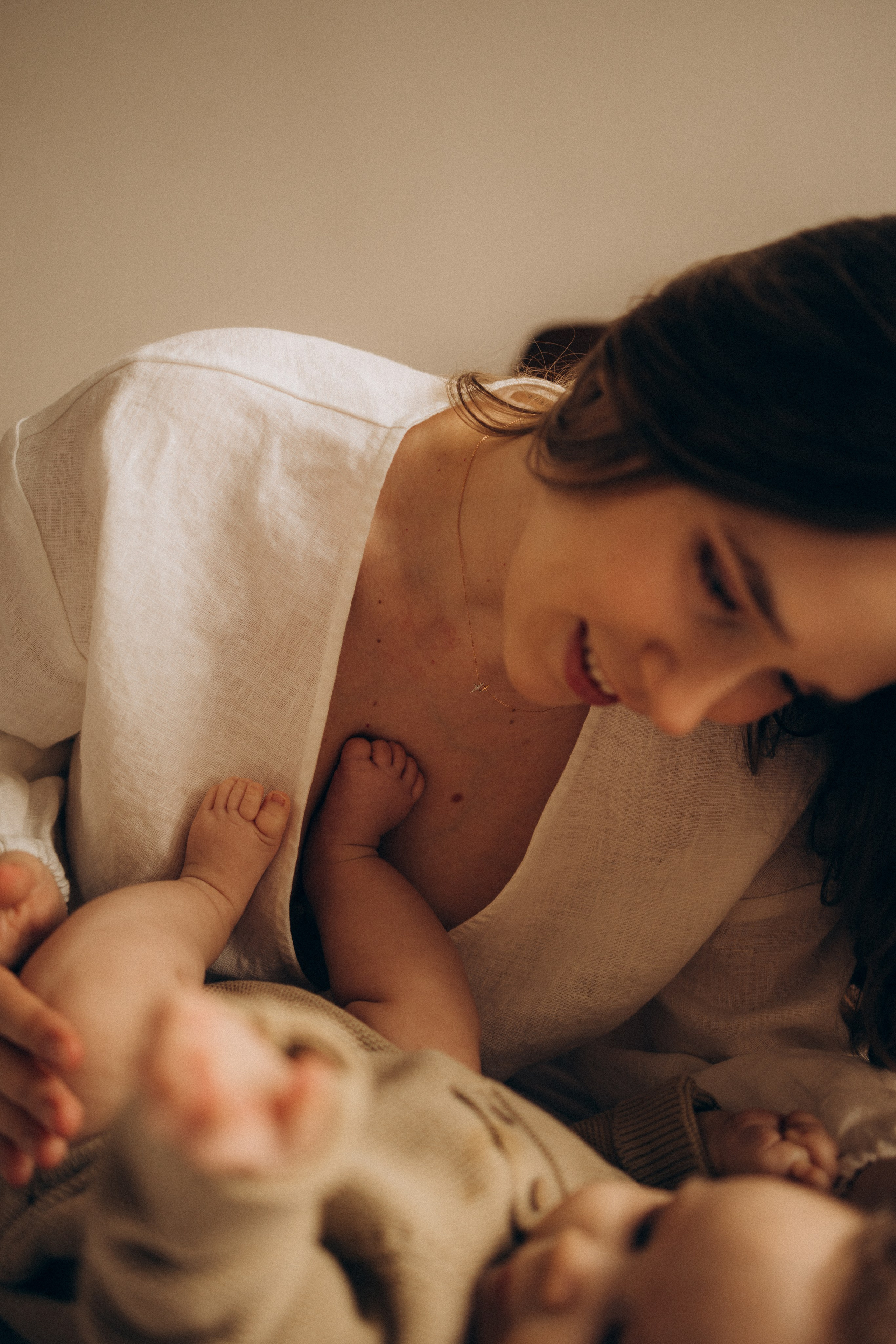 Семейная фотосессия Москва, семейный фотограф в Москве, семейная фотосессия, детский фотограф, семейная фотосессия в студии, фотосессия новорожденного, фотосессия с младенцем, фотосессия с малышом, мама и малыш