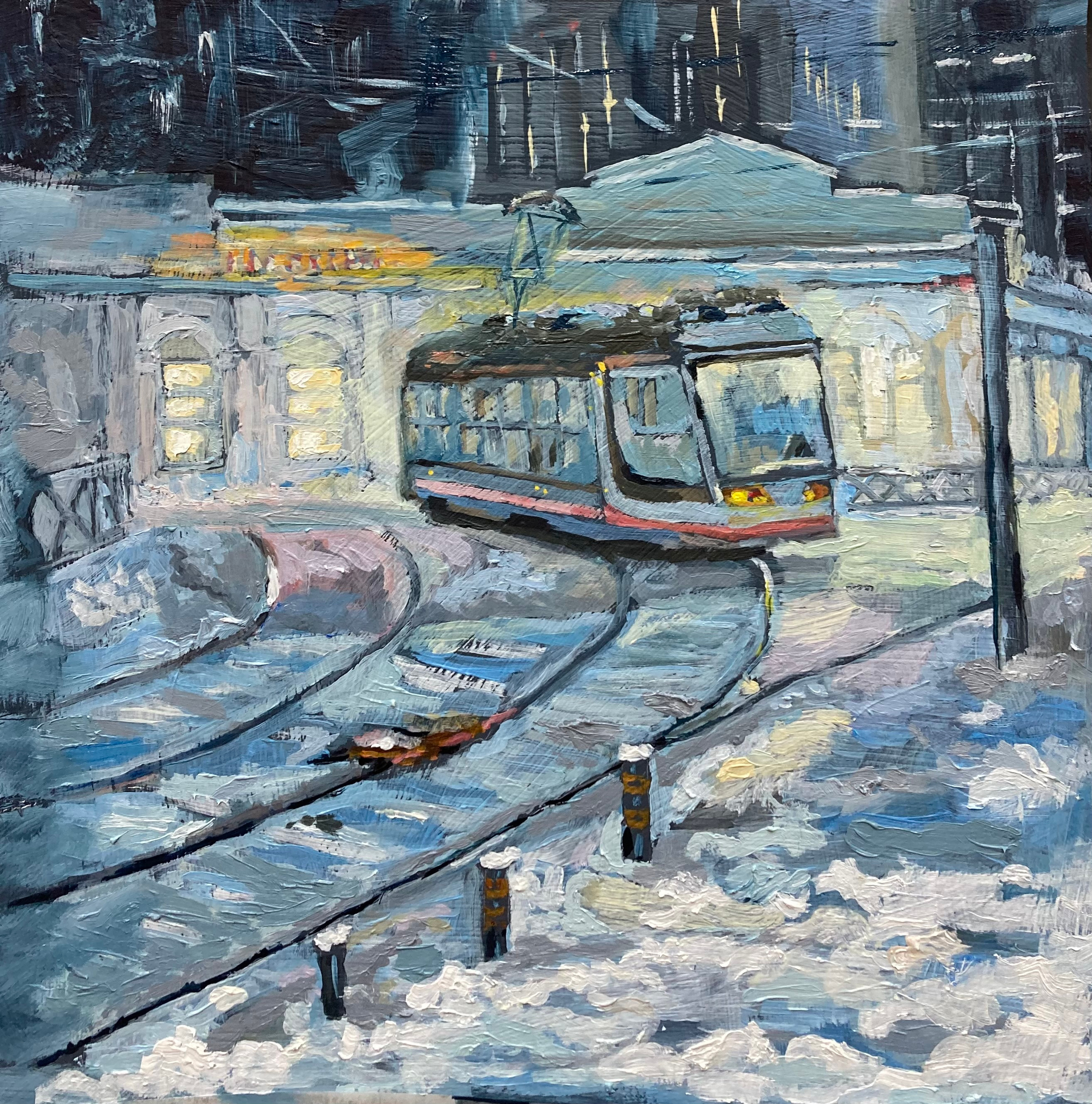 снег в Краснодаре не очень частое явление. сугробы, разворачивается трамвай на кооперативном рынке