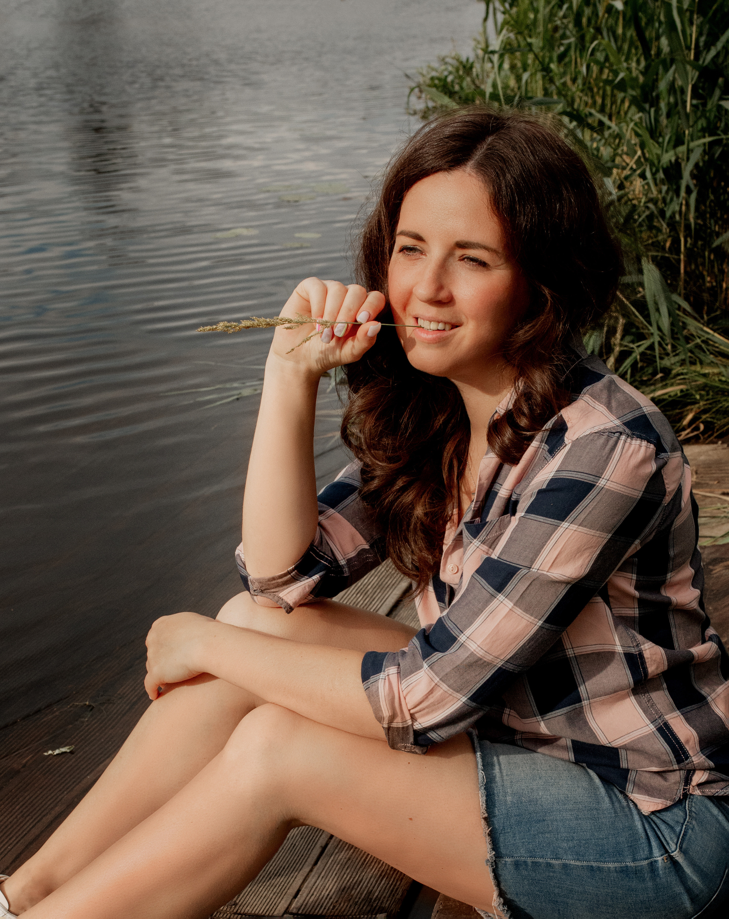 Аня и Ксюша в деревне. Семейный фотограф в Санкт-Петербурге Ирина Иванова