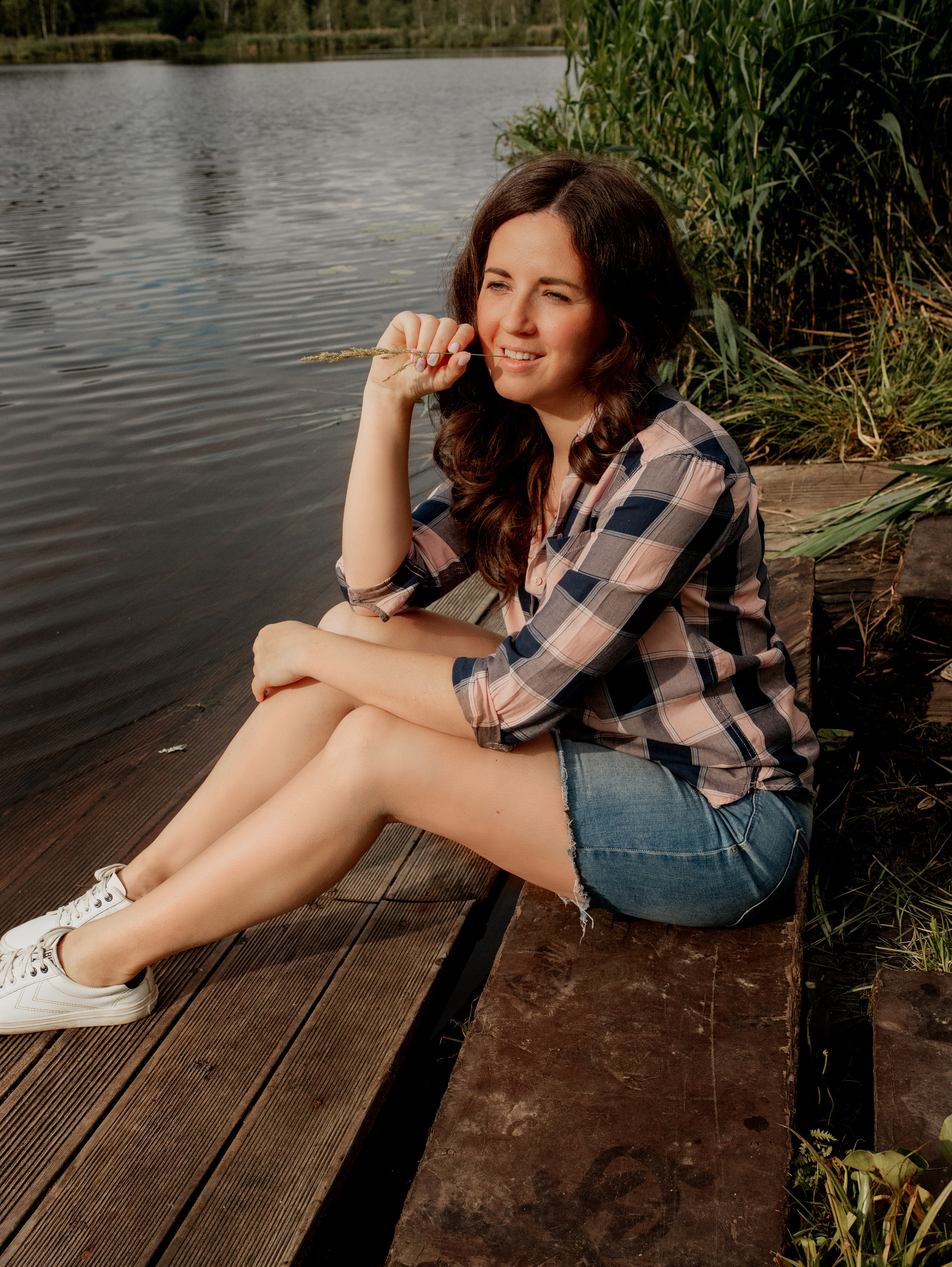 Аня и Ксюша в деревне. Семейный фотограф в Санкт-Петербурге Ирина Иванова