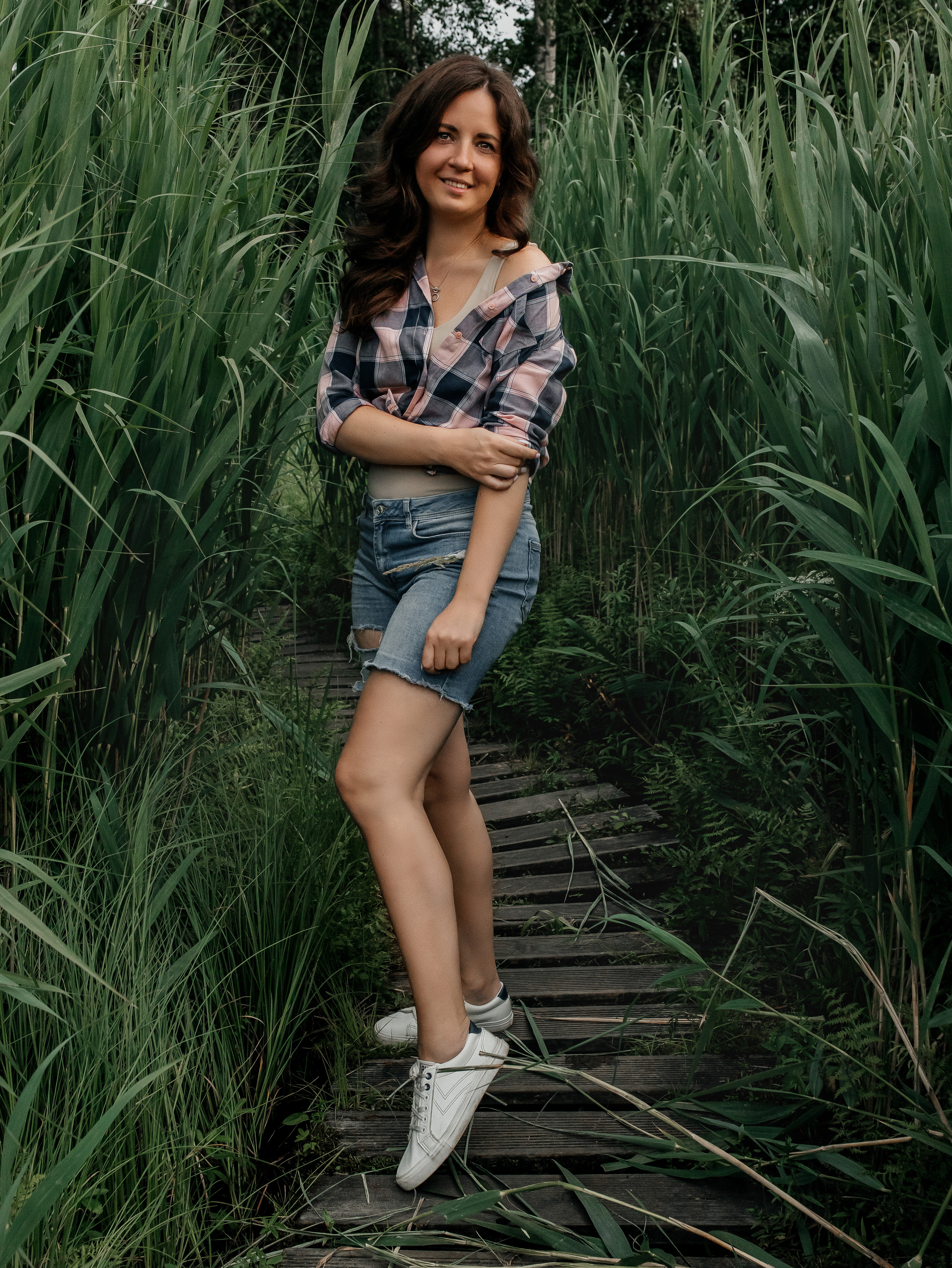 Аня и Ксюша в деревне. Семейный фотограф в Санкт-Петербурге Ирина Иванова