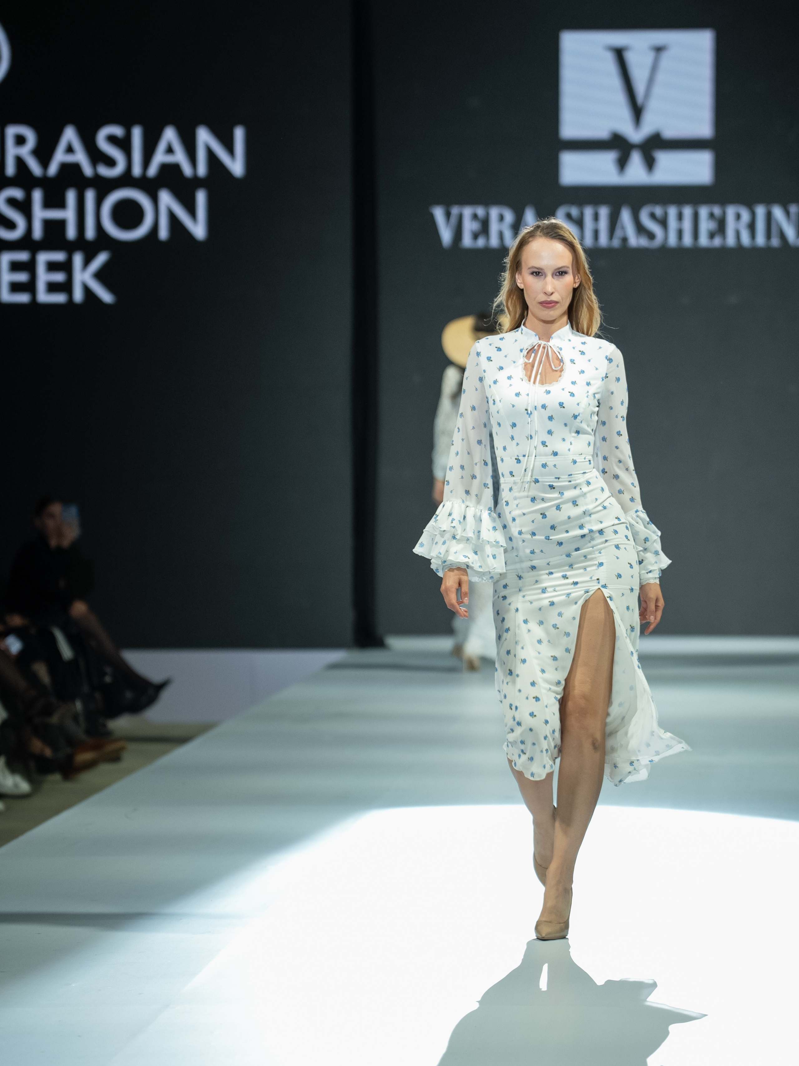 EURASIAN FASHION WEEK Vera Shasherina. Сайт Алматинского НЮ АРТ, будуар и фэшн фотографа Дениса Карпенко