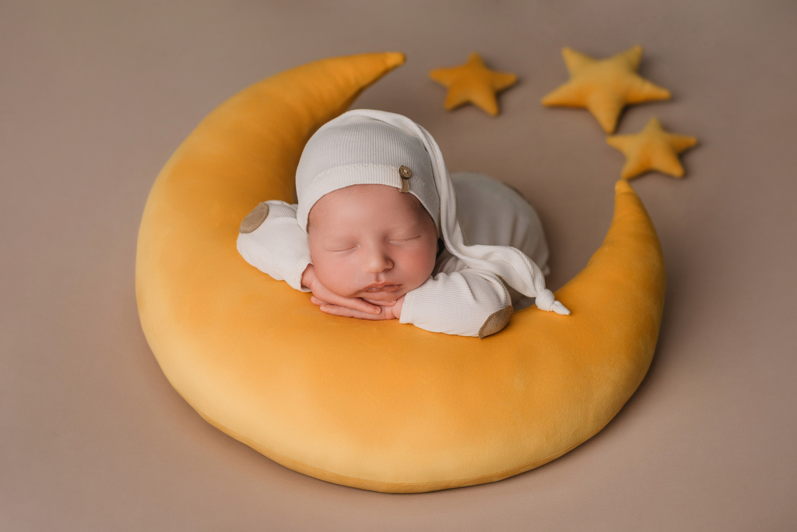 Максим. Фотограф новорожденных Белгород