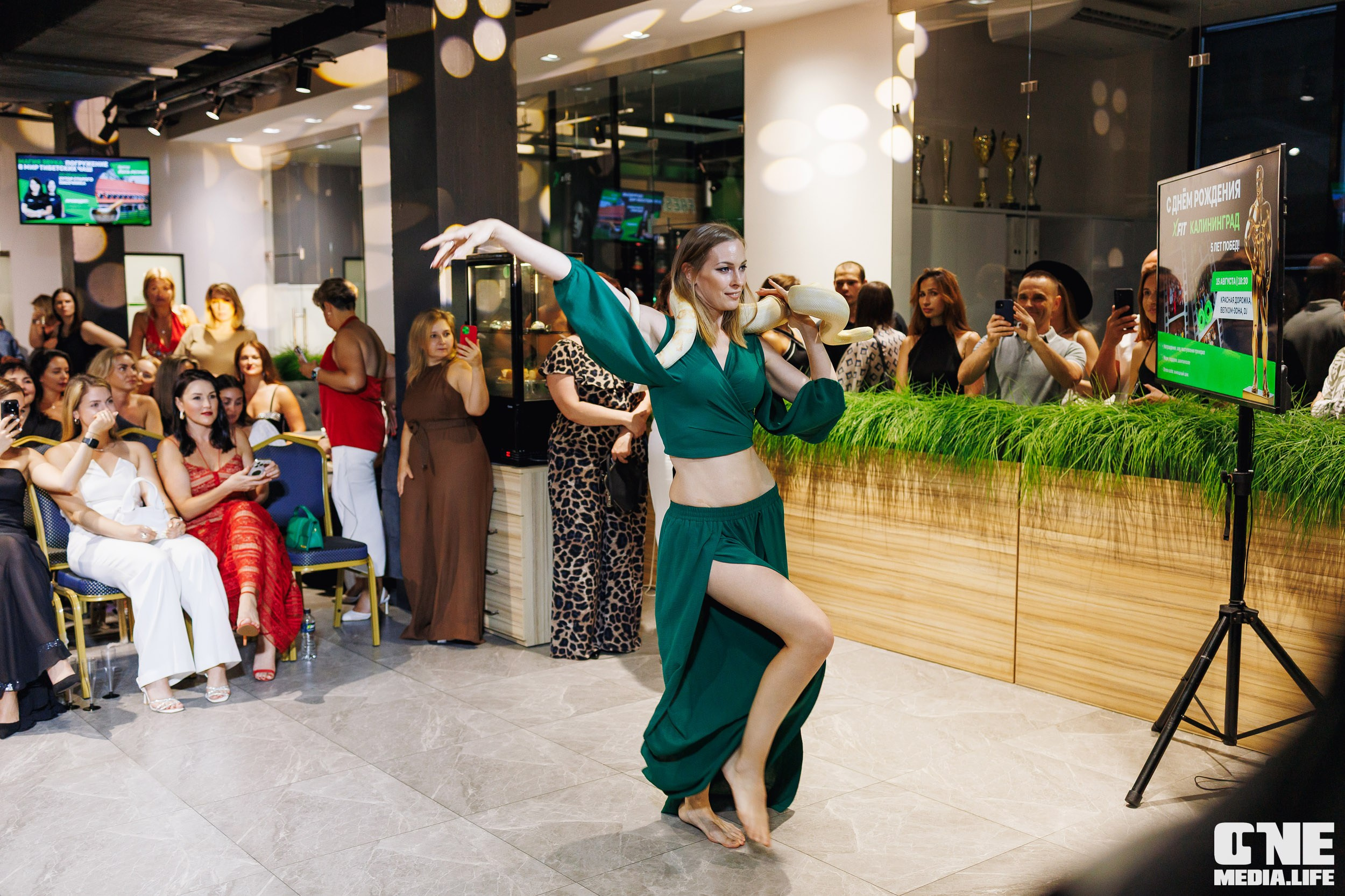 Фоторепортаж с 5-летия фитнес-клуба X-Fit. One Media Life: фоторепортажи, фотоотчеты с мероприятий и заведений