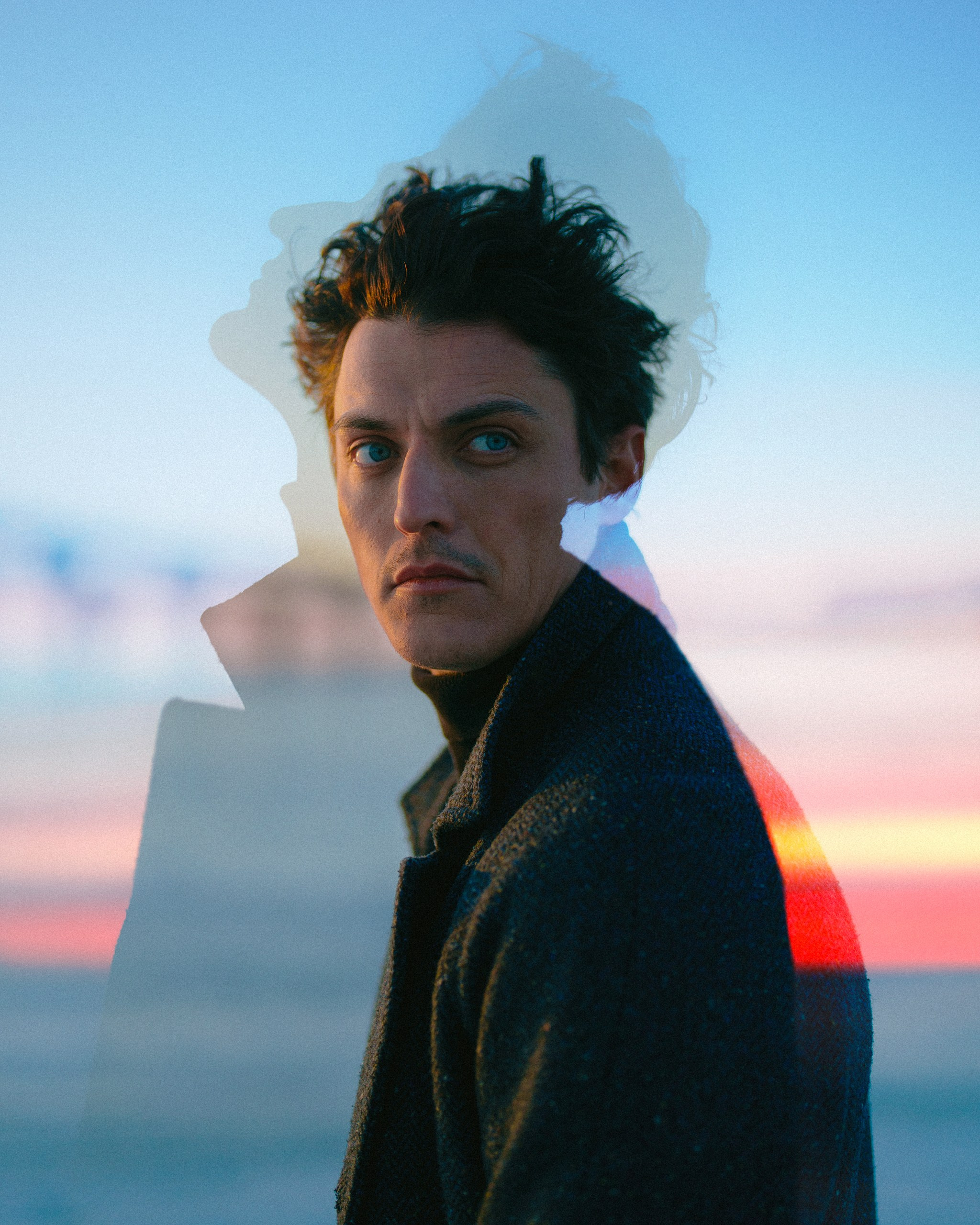 Max. Асхат Бардынов