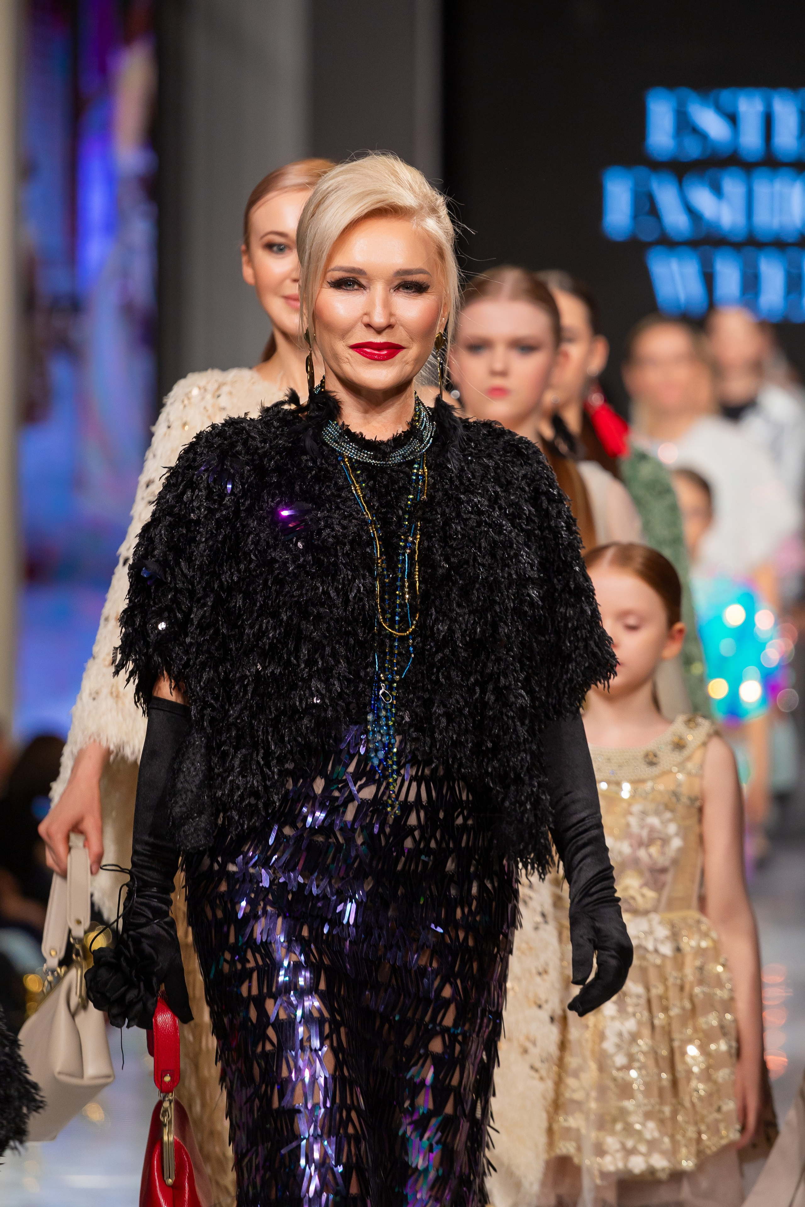 Estet Fashion Week. Photomantis