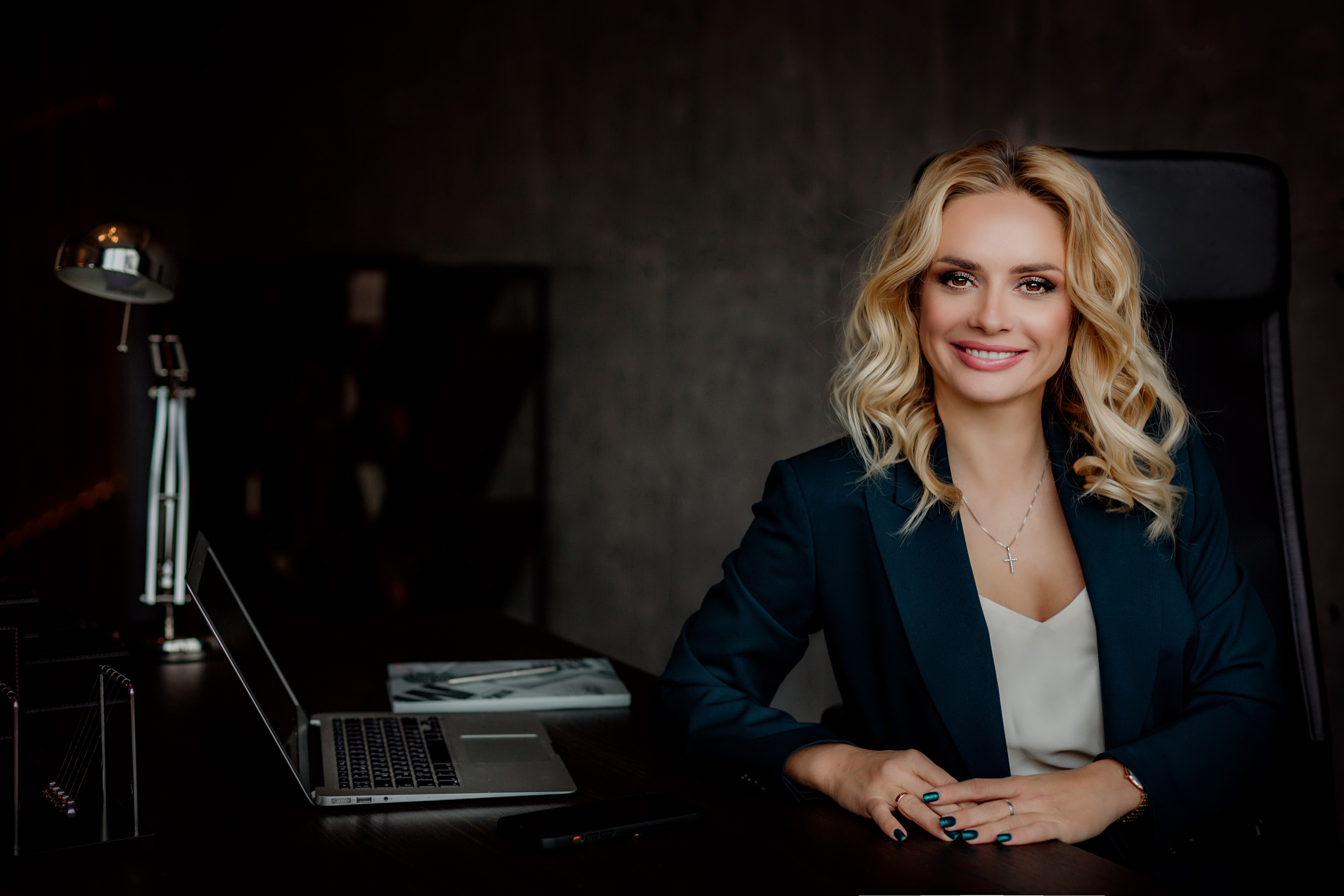 Деловая фотосессия для владелицы детского центра. Деловая и Бизнес съемка в  Москве Инесса Грушко