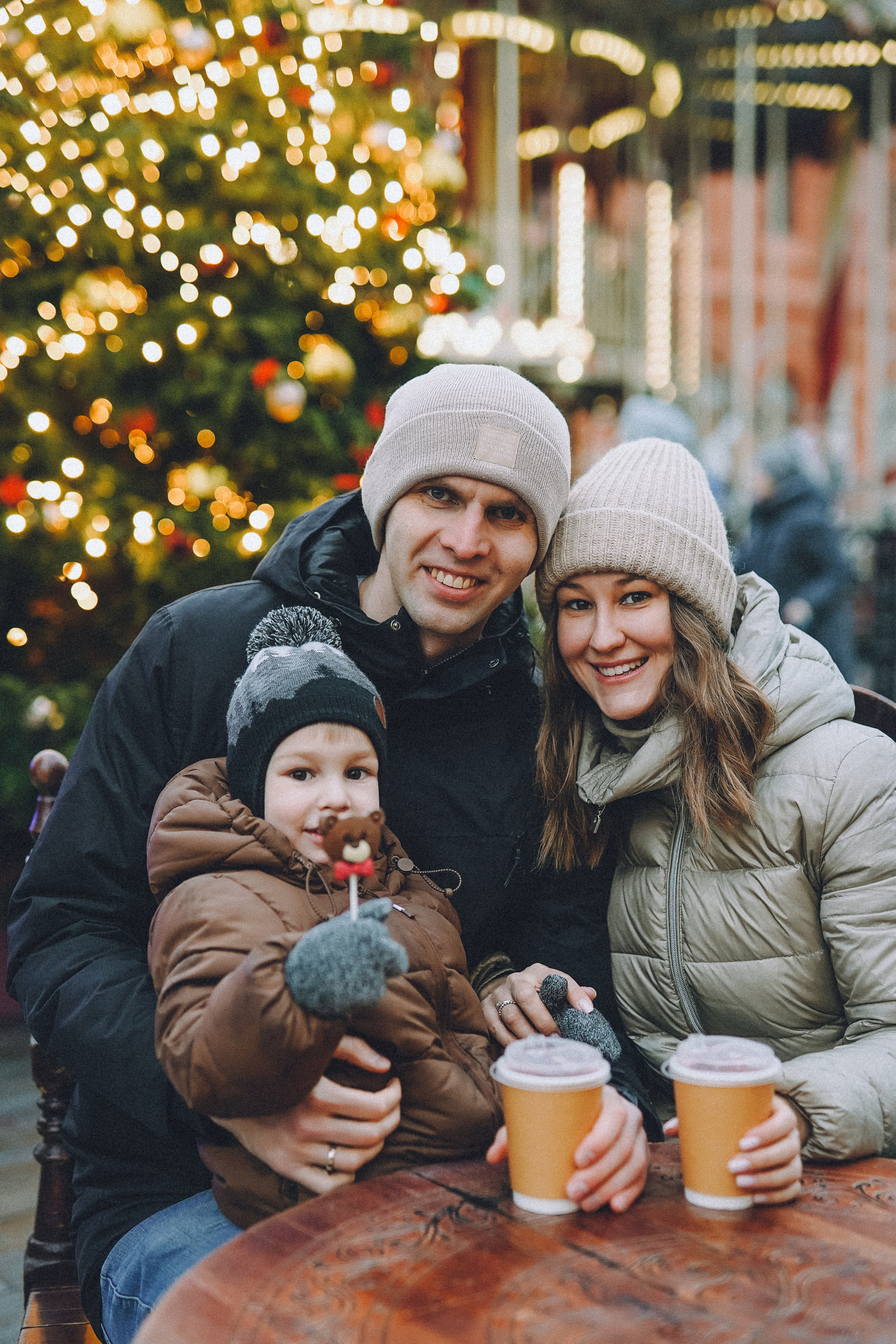 Прогулка по новогодней Москве для Юли, Жени и Вани. Фотограф Наталья Колганова