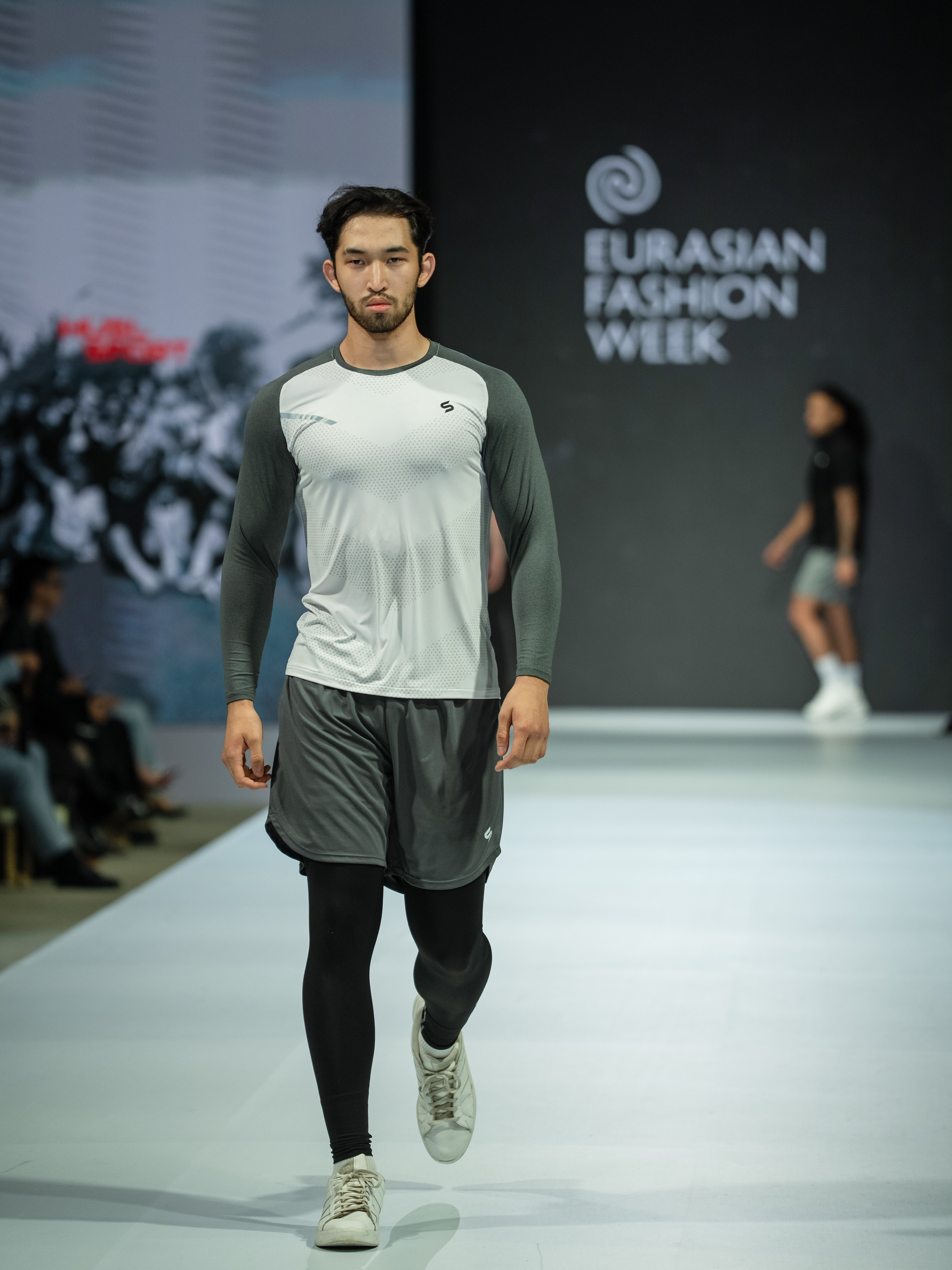 EURASIAN FASHION WEEK Husl Sport. Сайт Алматинского НЮ АРТ, будуар и фэшн фотографа Дениса Карпенко
