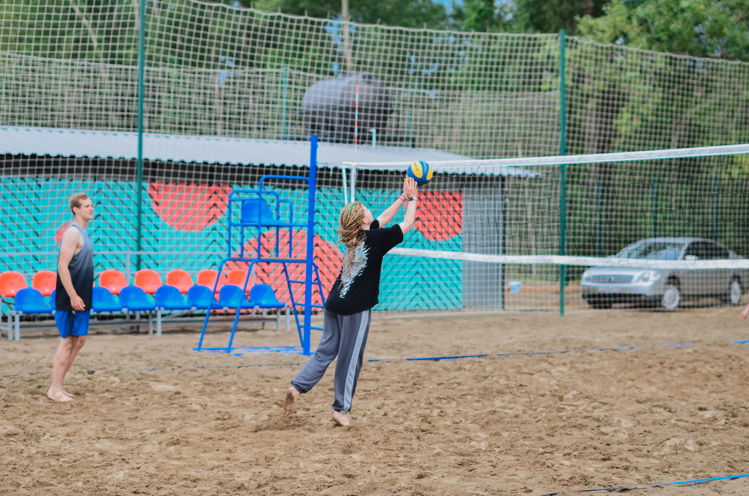 Фестиваль «Грань» 2025. Спортивная площадка. Денисова Аля — фотограф для парных съемок и индивидуальных историй в Барнауле