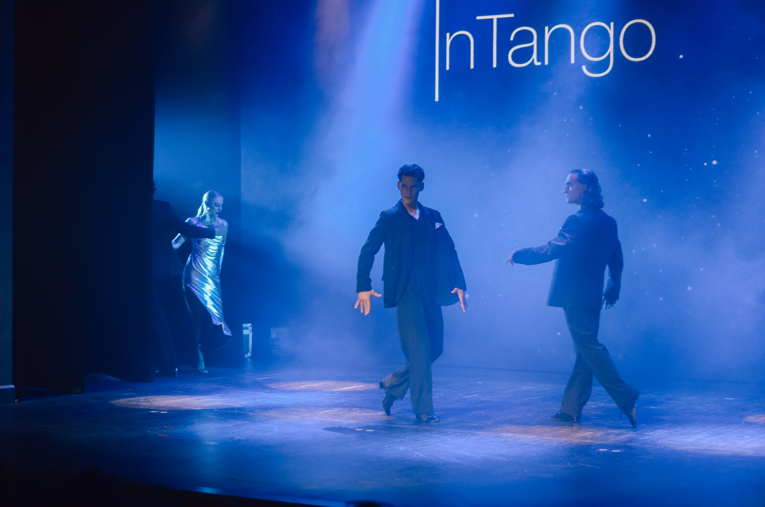 Фоторепортаж танцевального мероприятия. Денисова Аля — фотограф для парных съемок и индивидуальных историй в Барнауле