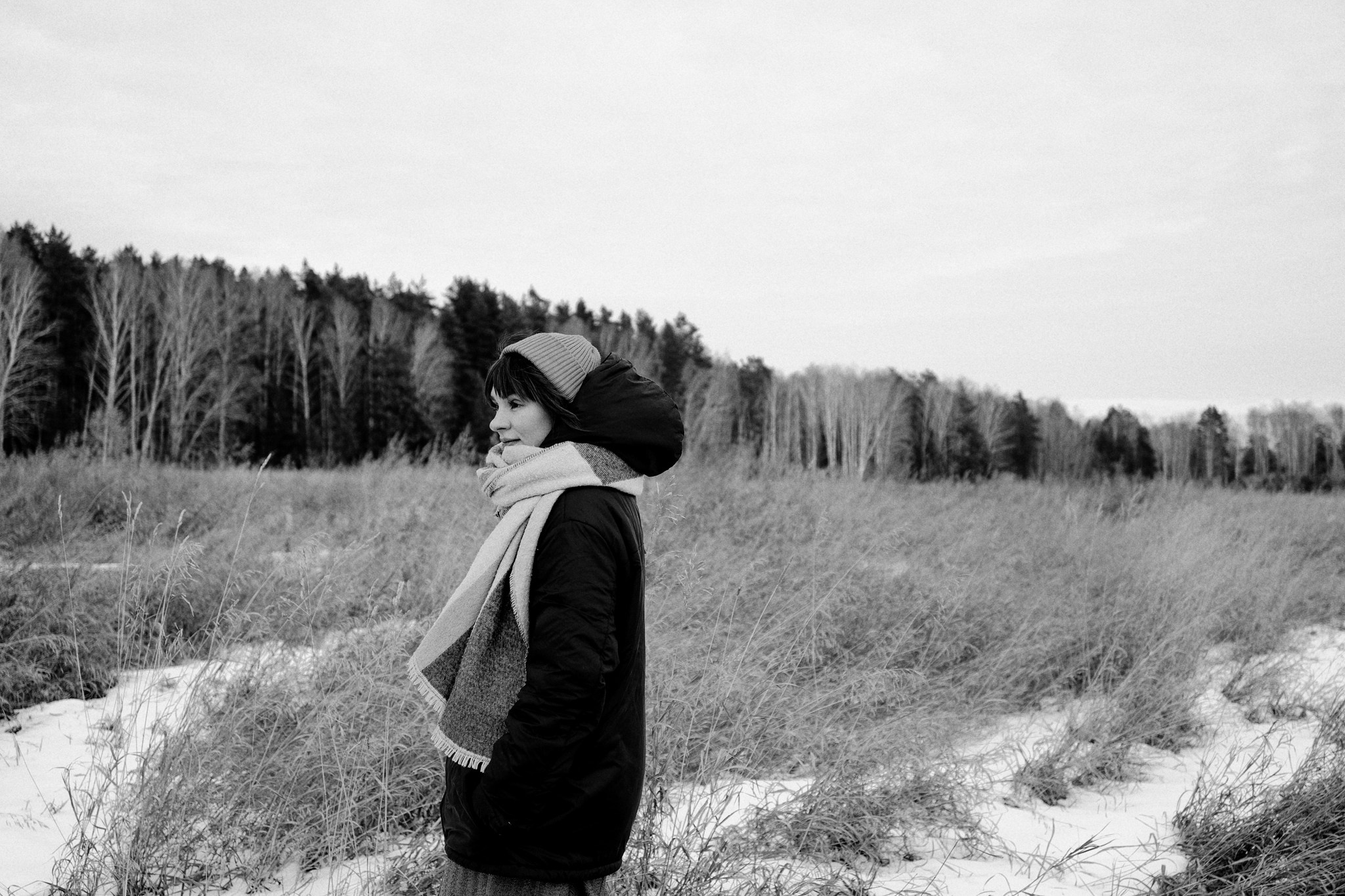 Зимняя фотосессия в лесу в Тюмени — Оля — Фотограф Дарья Мустафина. Фотограф Дарья Мустафина, Тюмень