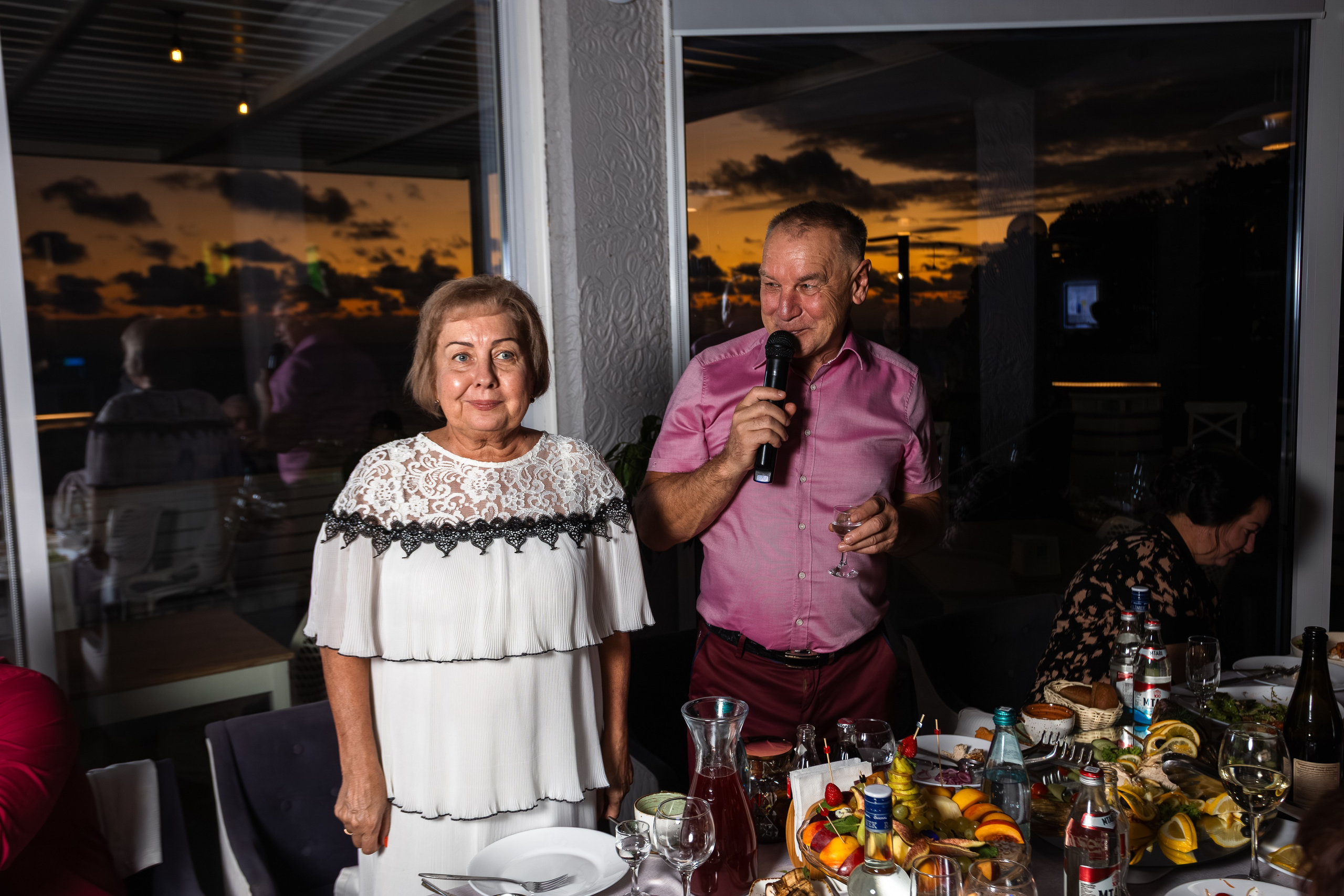 Юбилей в кафе «Парус». Репортажный фотограф Анапа