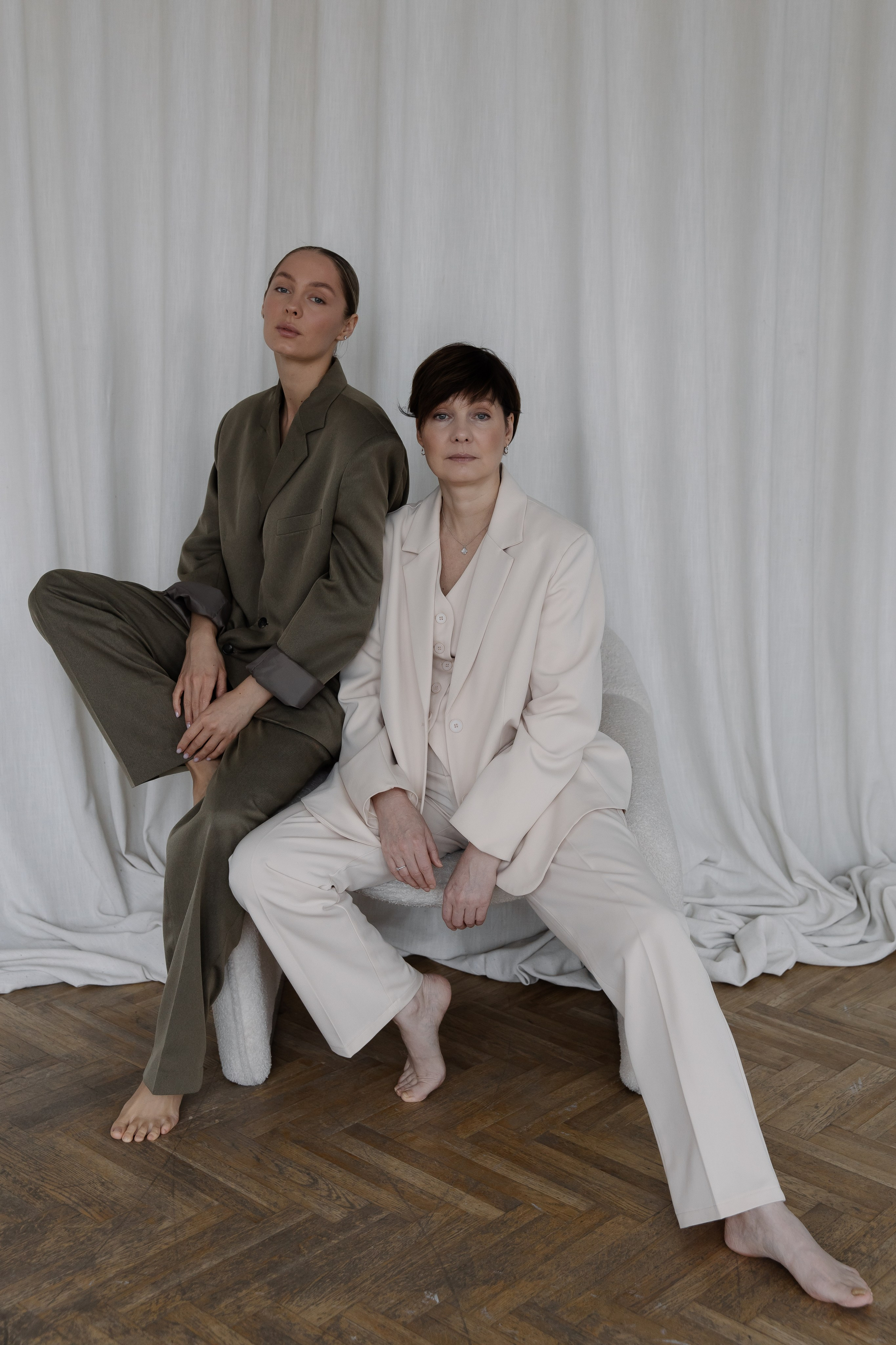 Мама и дочь, минимализм. СВАДЕБНЫЙ ФОТОГРАФ ЧЕЛЯБИНСК