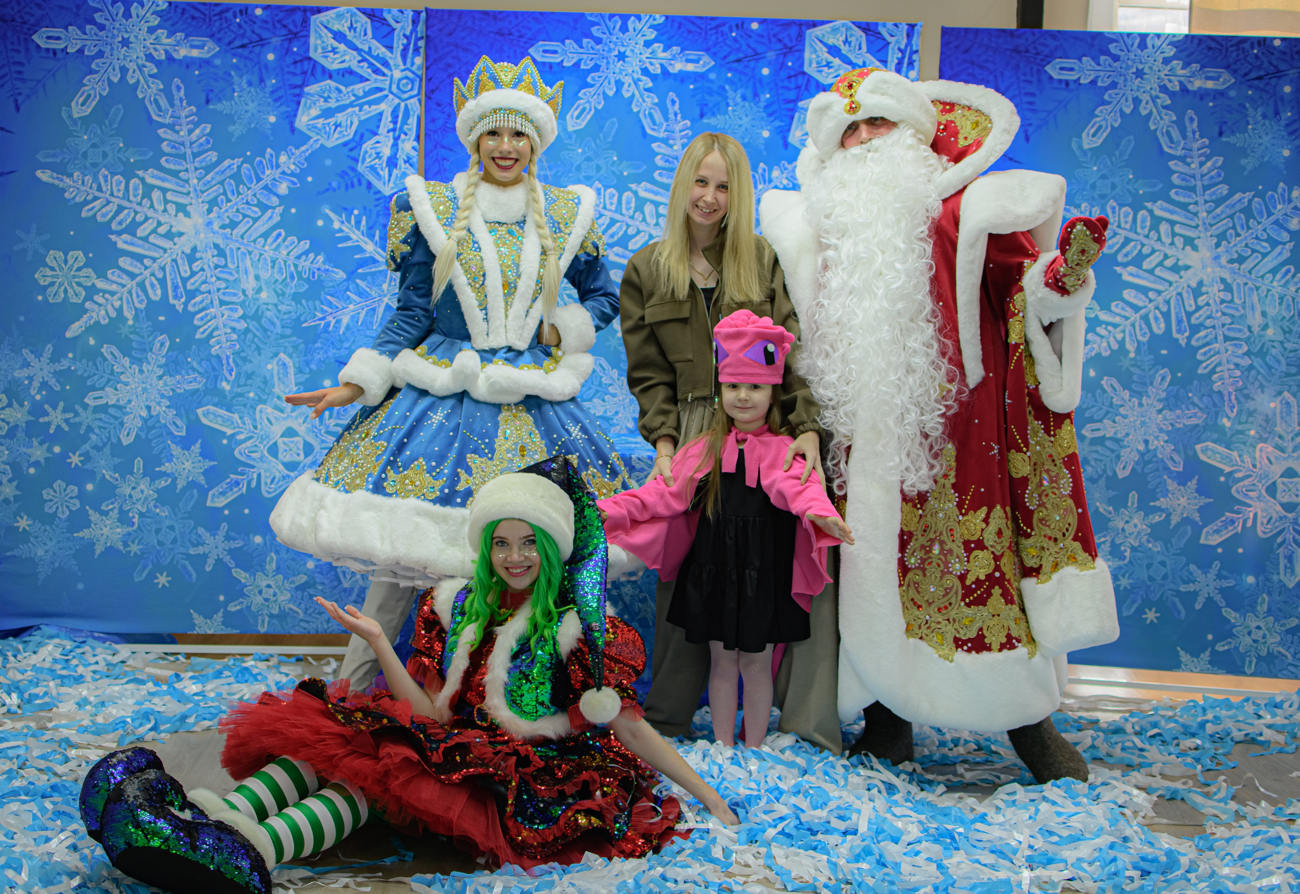 HAPPY NEW YEAR. Photokarish