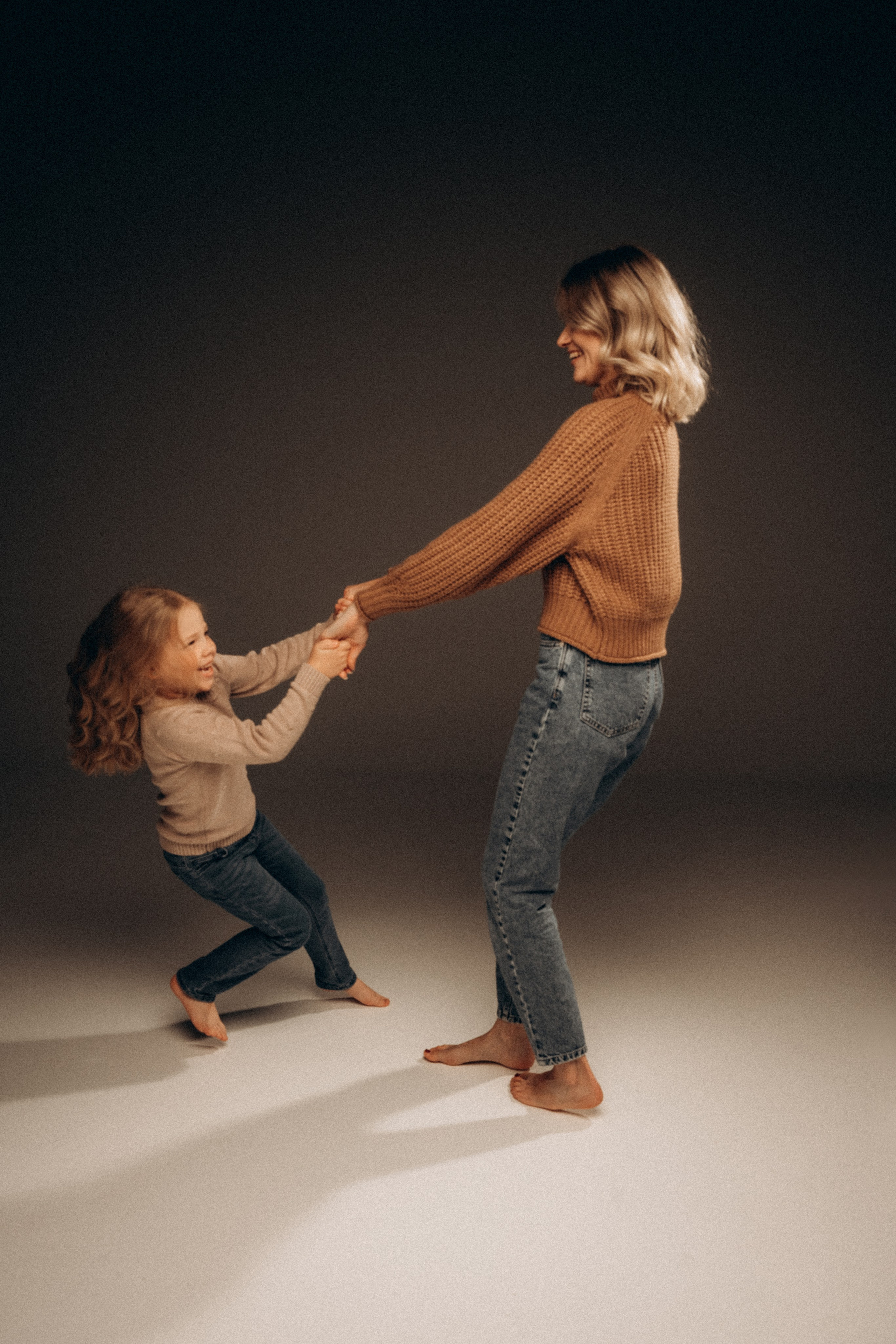 Ольга и Сонечка. Фотограф Мария Миллс | Минск