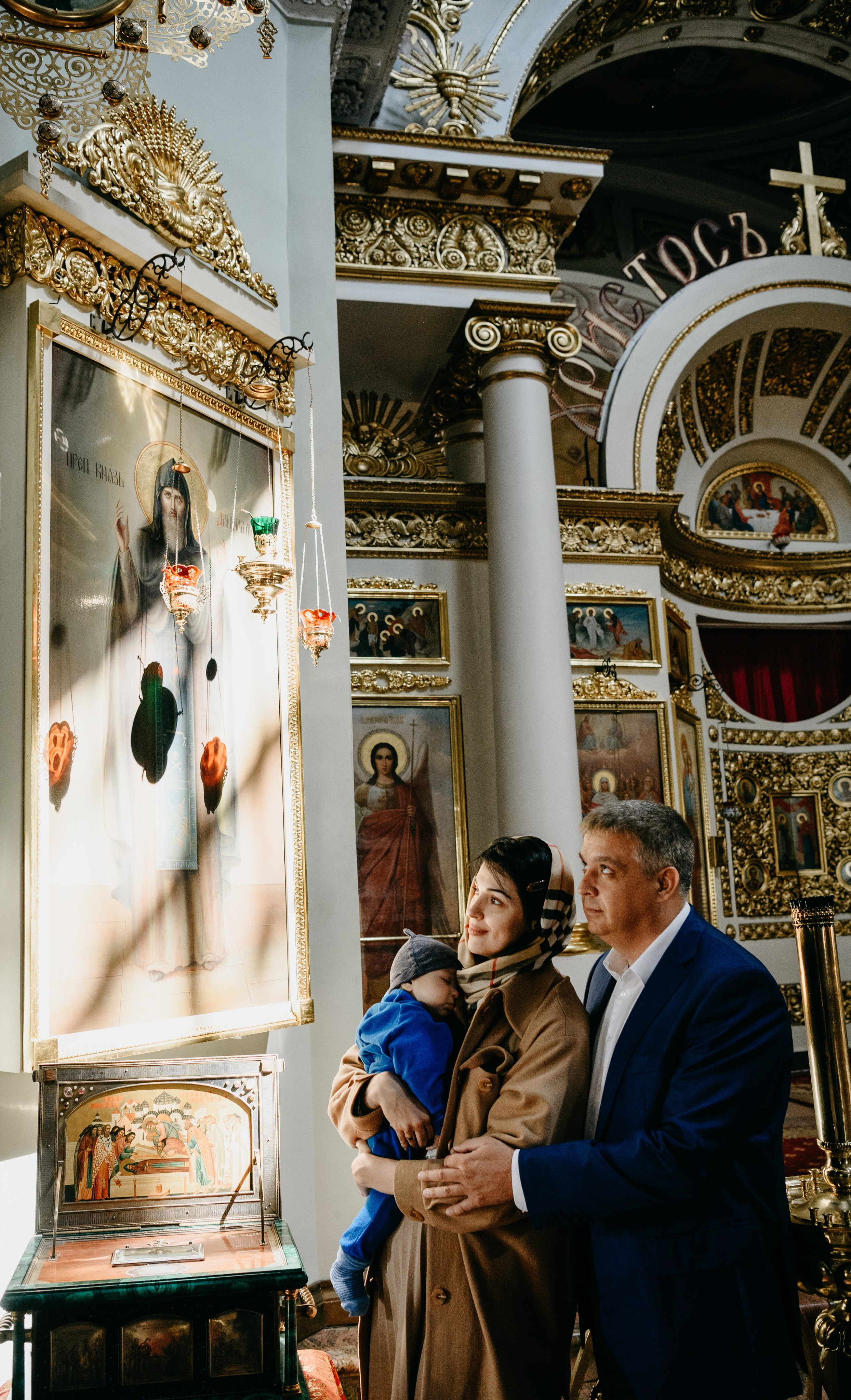 Крещение Александра. Фотограф на выписку из роддома в Москве и МО