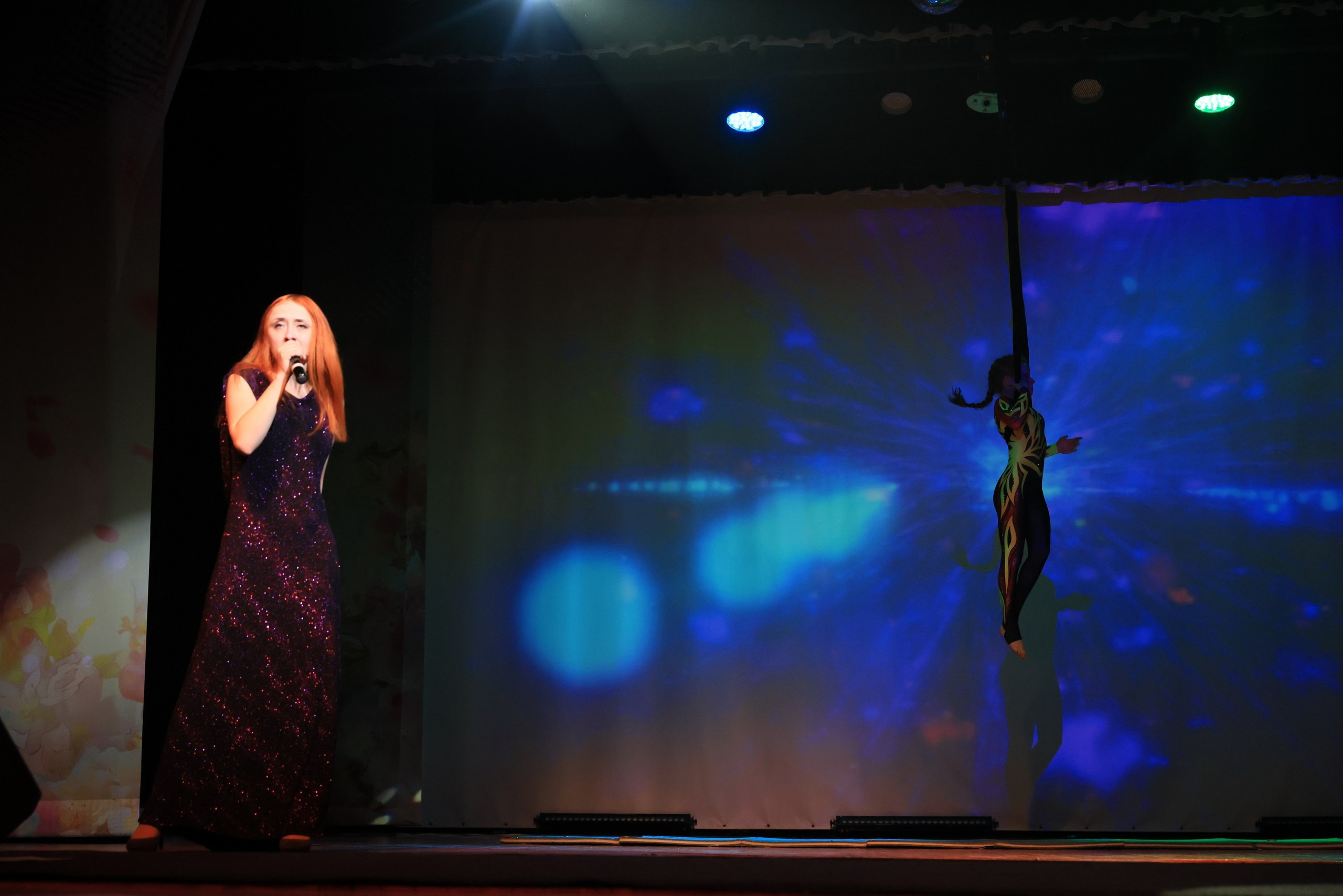 Концерт к 8 Марта в ДК «Металлург» г. Тула. Фотограф в Туле Крупский АнДРей. Фотостудия «КАДР71» в Туле