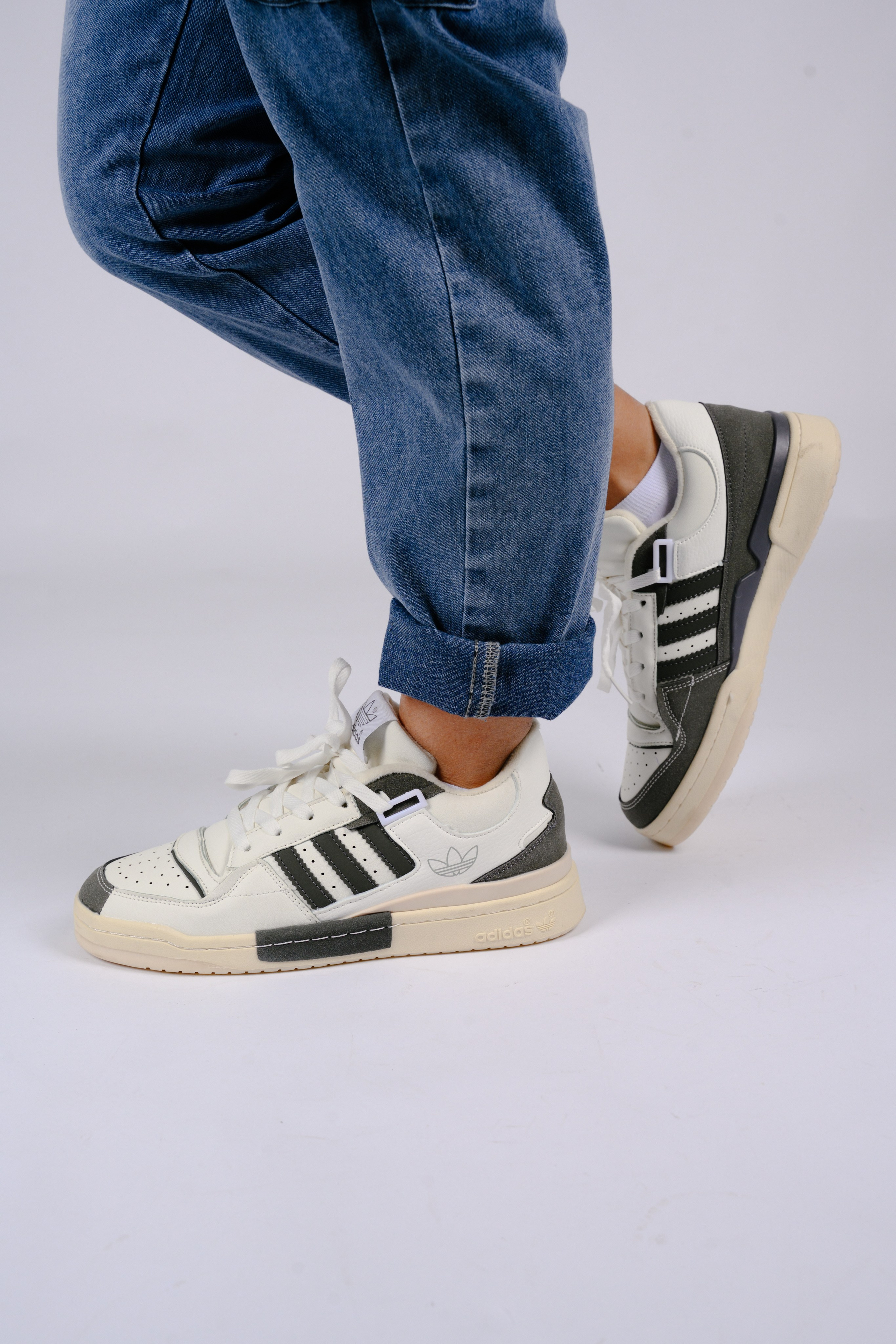 Кроссовки для wb. Фотограф в Красноярске