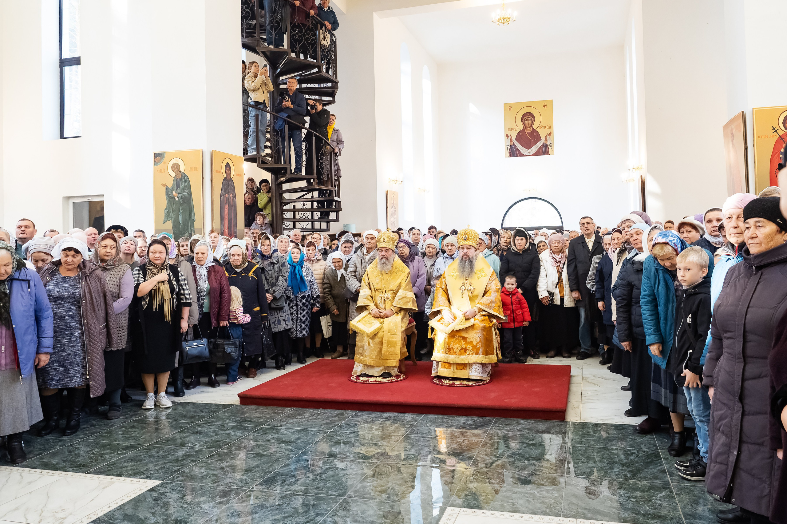 Открытие Храма Серафима Саровского. Репортажный, семейный и детский фотограф в Пензе и Заречном Арина Ермилова. Картины барельеф на заказ