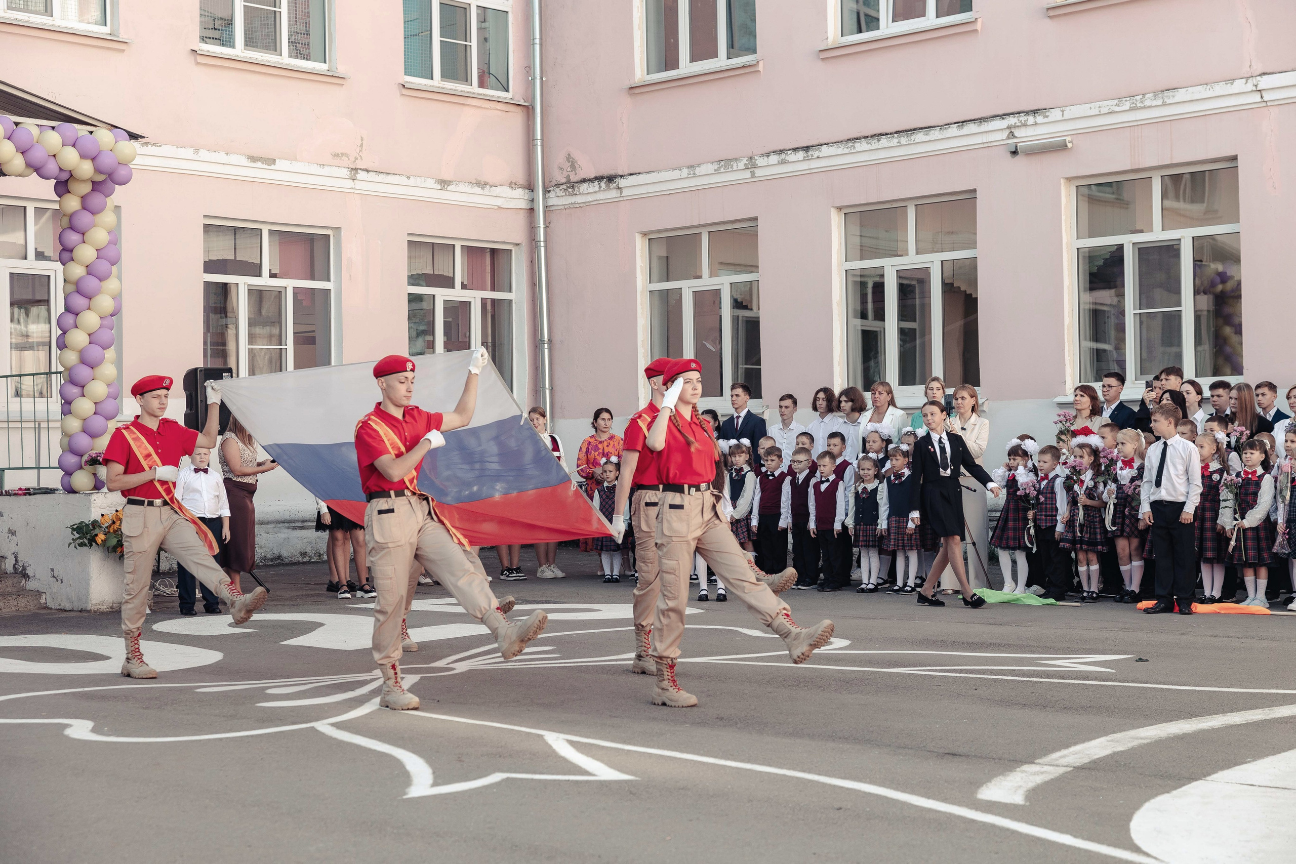 Фотограф первое сентября Нижний Новгород. Алексей Шаров — свадебный и репортажный фотограф в Нижнем Новгороде