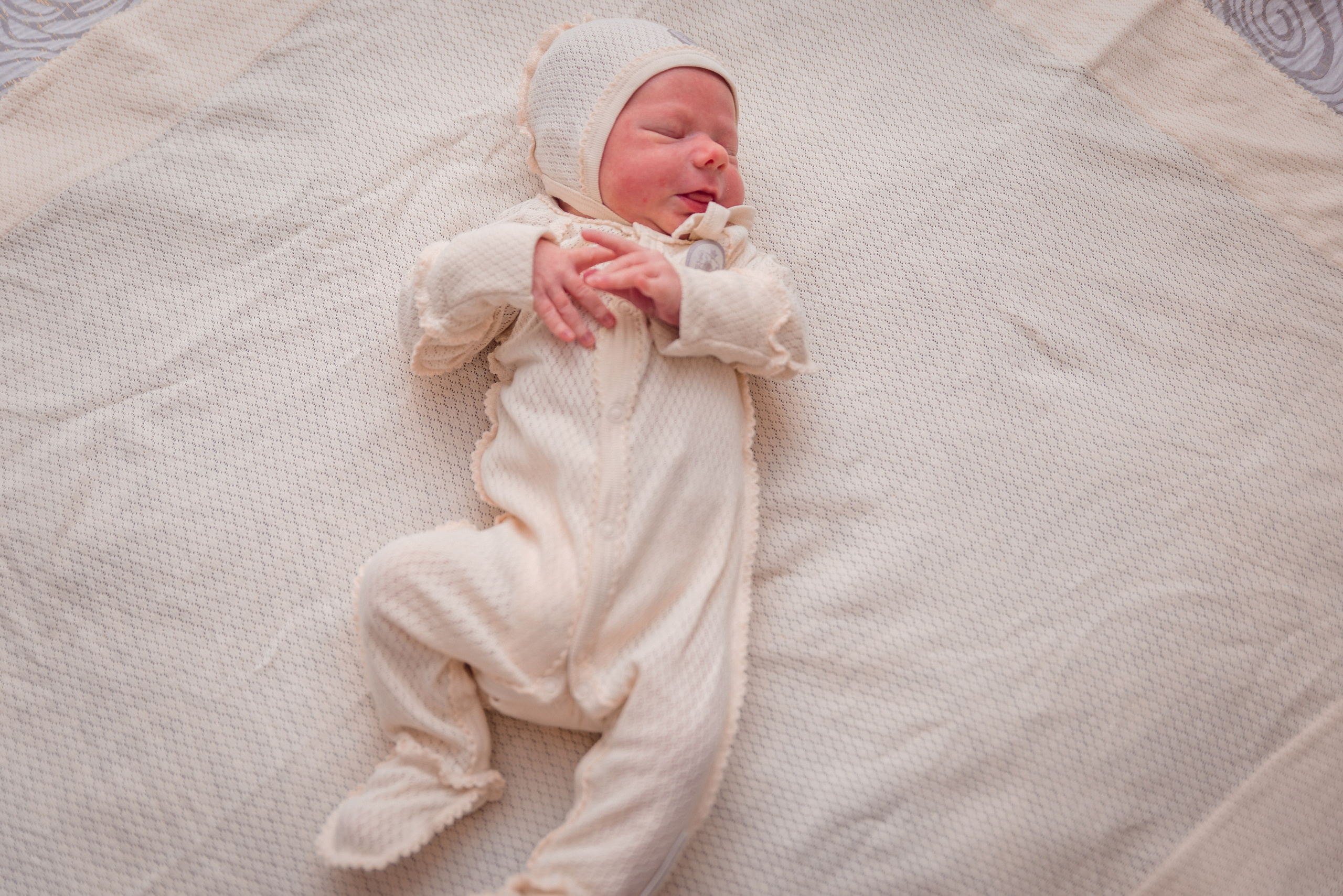 Выписка из роддома. Семейный Фотограф в Краснодаре и крае