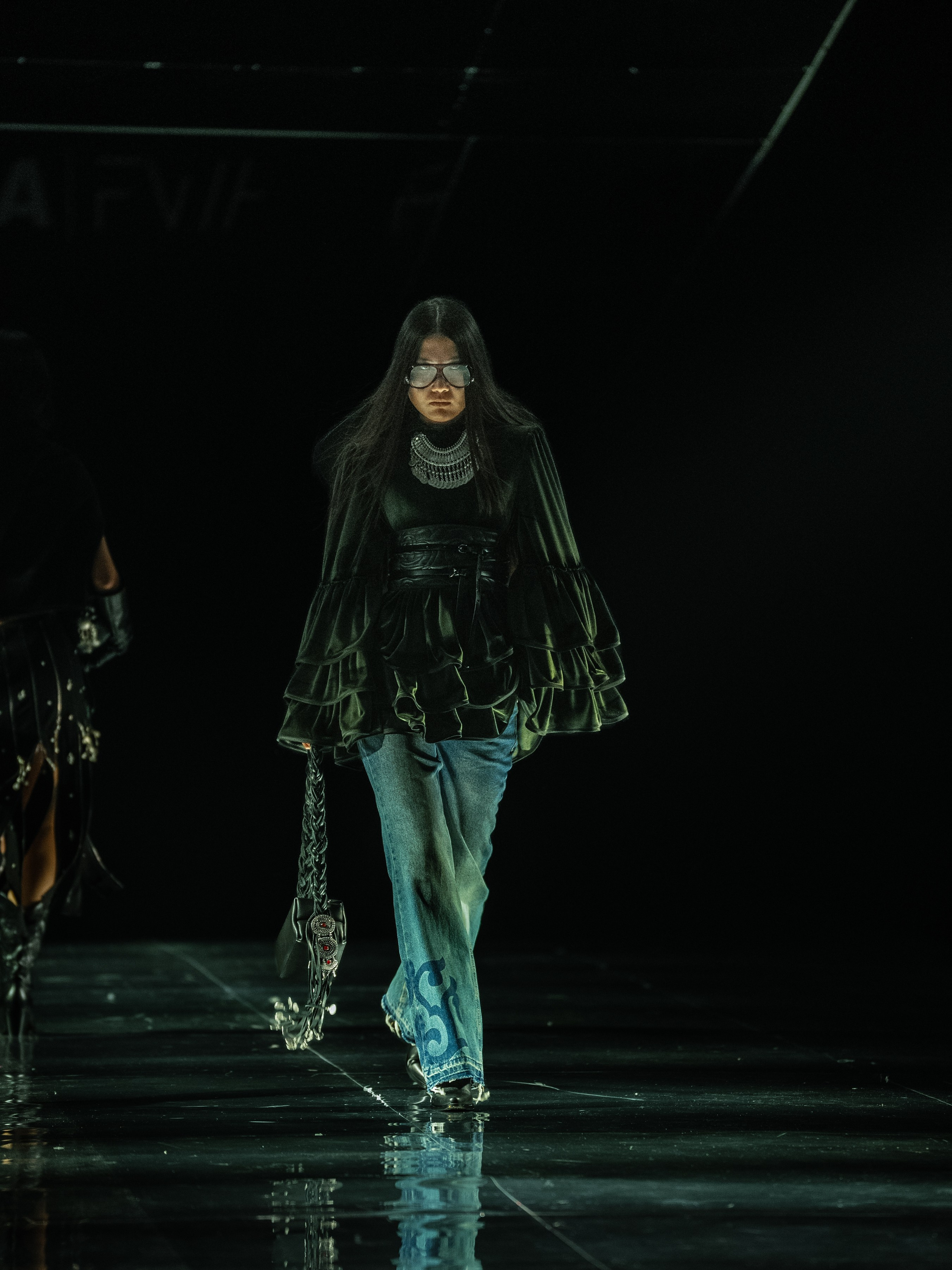 Visa Fashion Week Almaty Pre-Fall 2026 April Leonid Zherebtsov. Сайт Алматинского НЮ АРТ, будуар и фэшн фотографа Дениса Карпенко