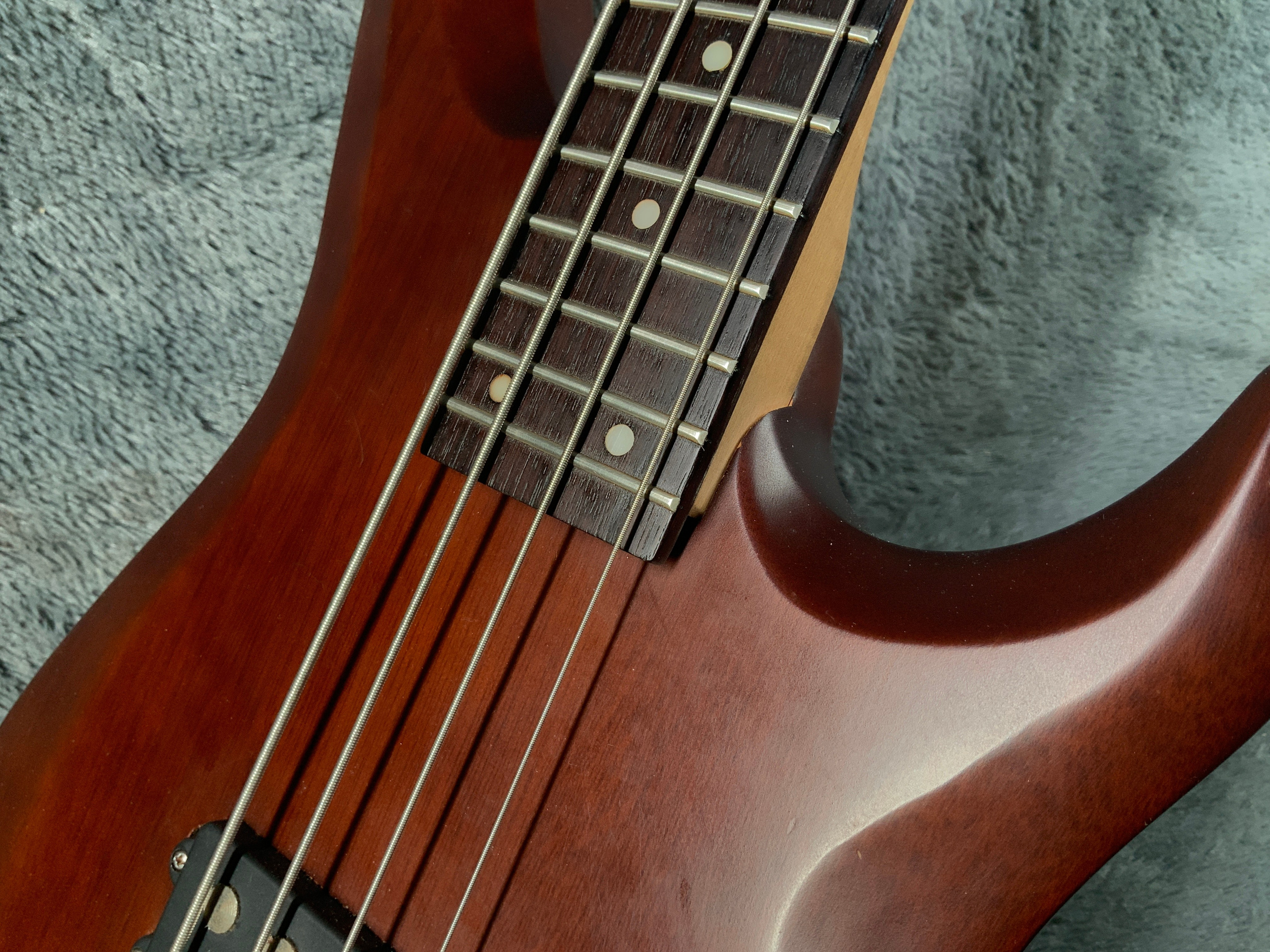 Vintage Bass Korea 90's