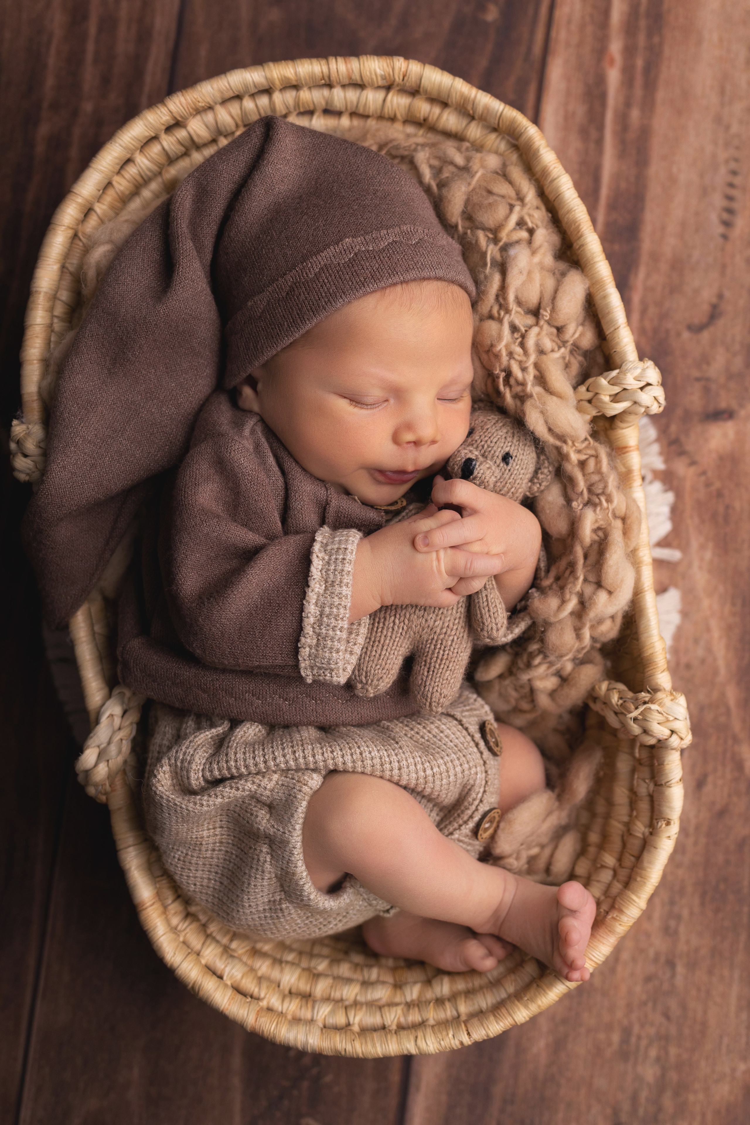 Классическая фотосессия малыша. Фотограф новорожденных малышей в Омске и Омской области Эльвира Камаева