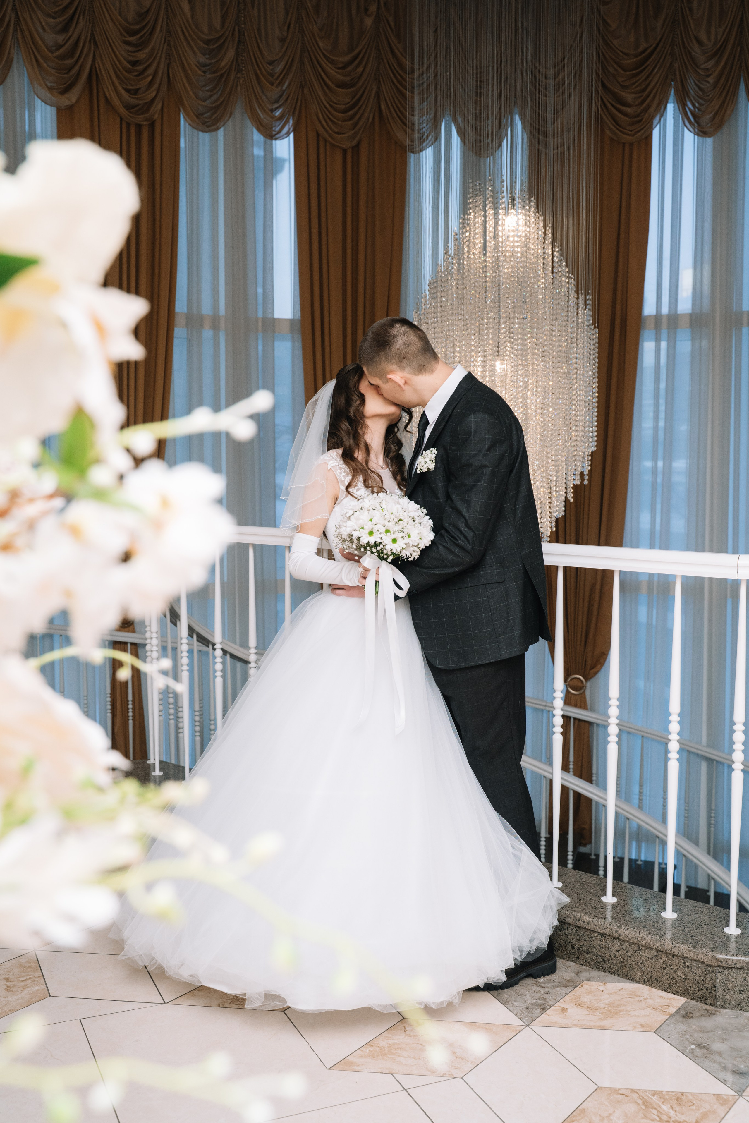 Свадебное портфолио. Дипломированный фотограф в Новосибирске. Фотографирую свадьбы, репортажи, индивидуальные фотосессии, lovestory(семейные)