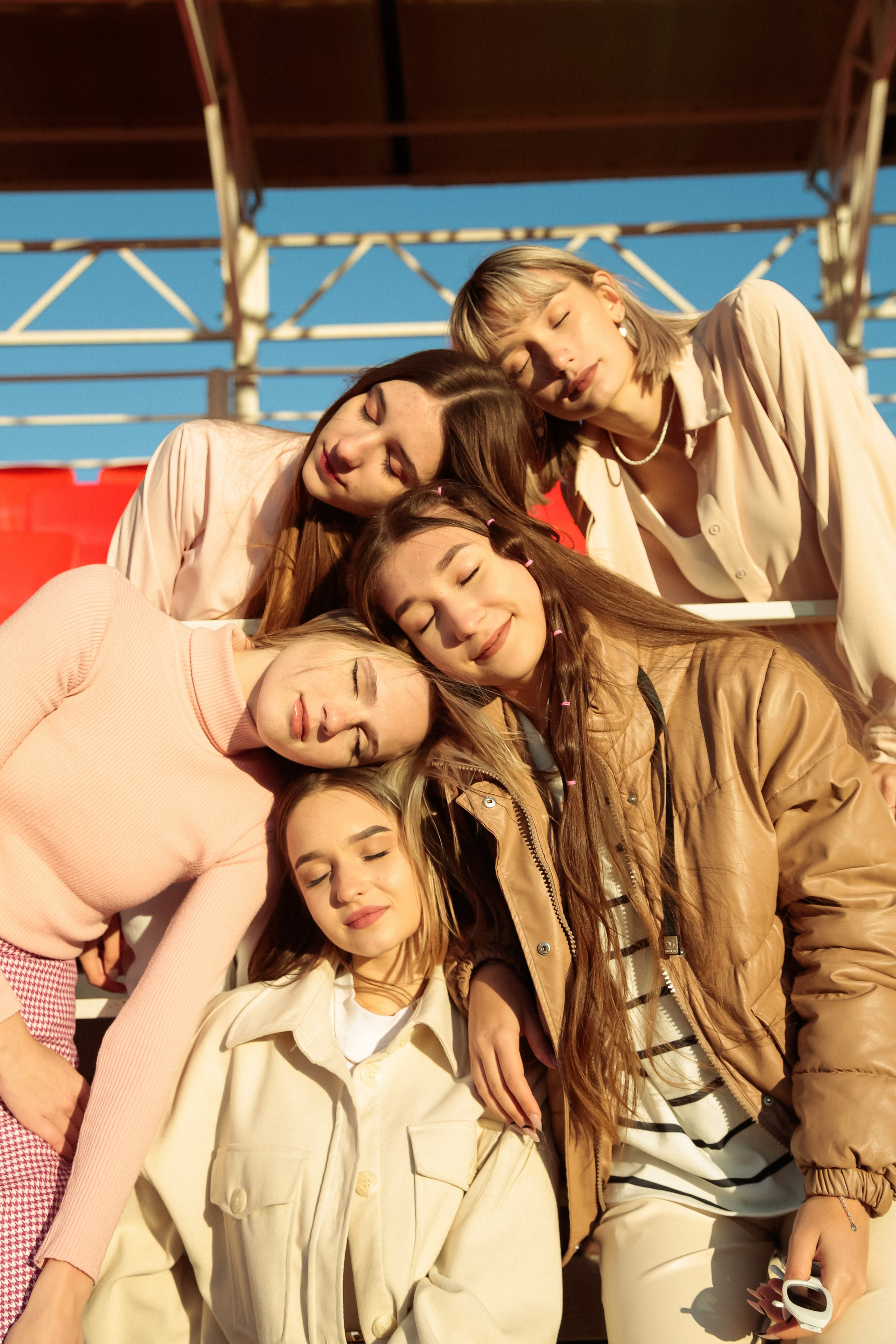 Выпускные альбомы Брянск. Фотостудия выпускных альбомов