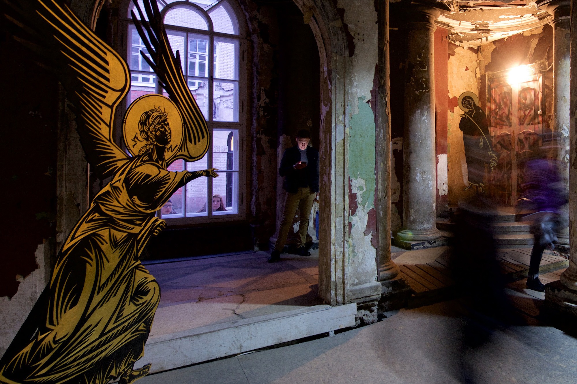 Foyer Annenkirche. Exhibits of the exhibition "after the Icon."