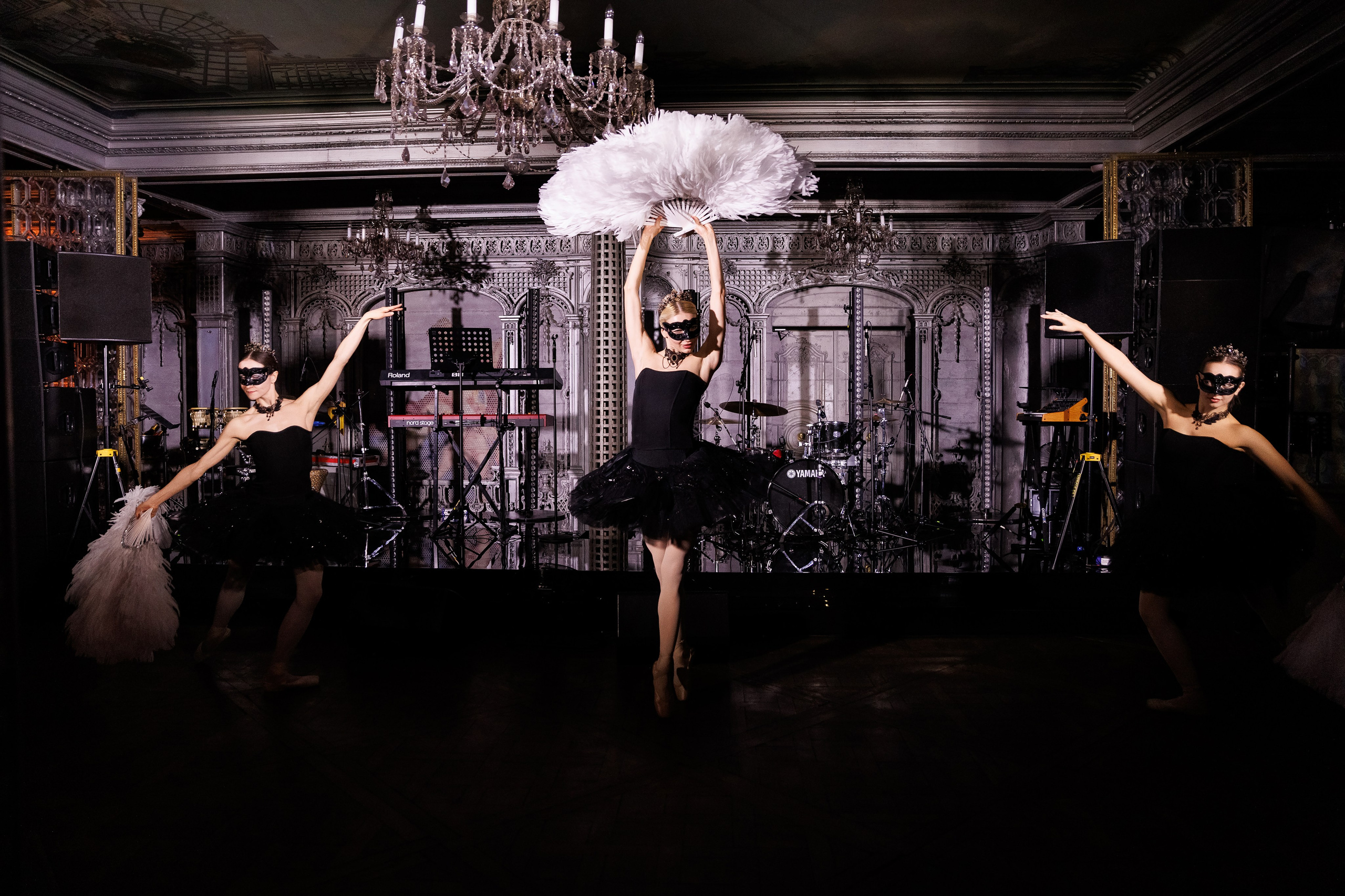 Новогодний ужин Сбер