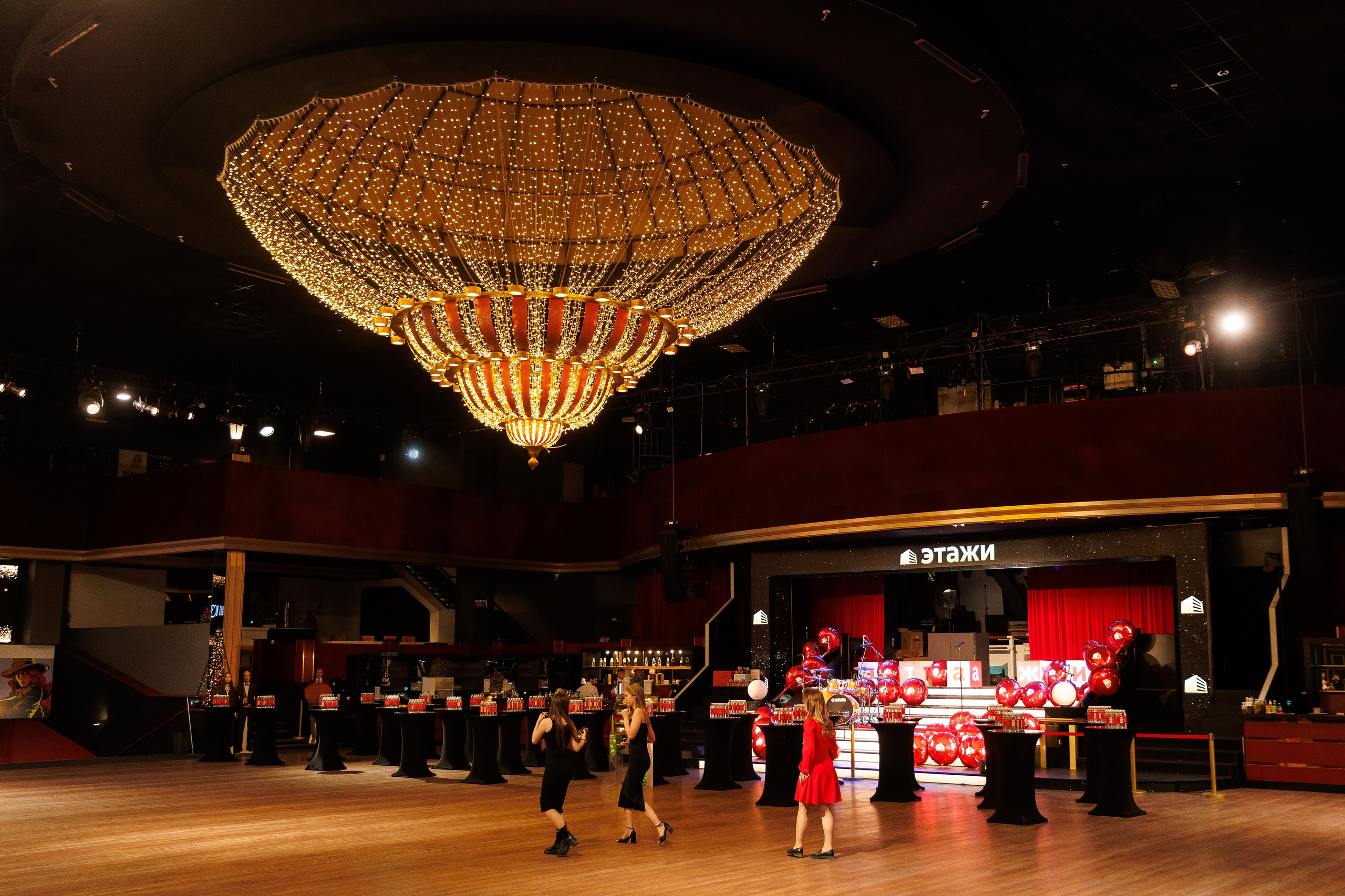 Большая Встреча Этажи