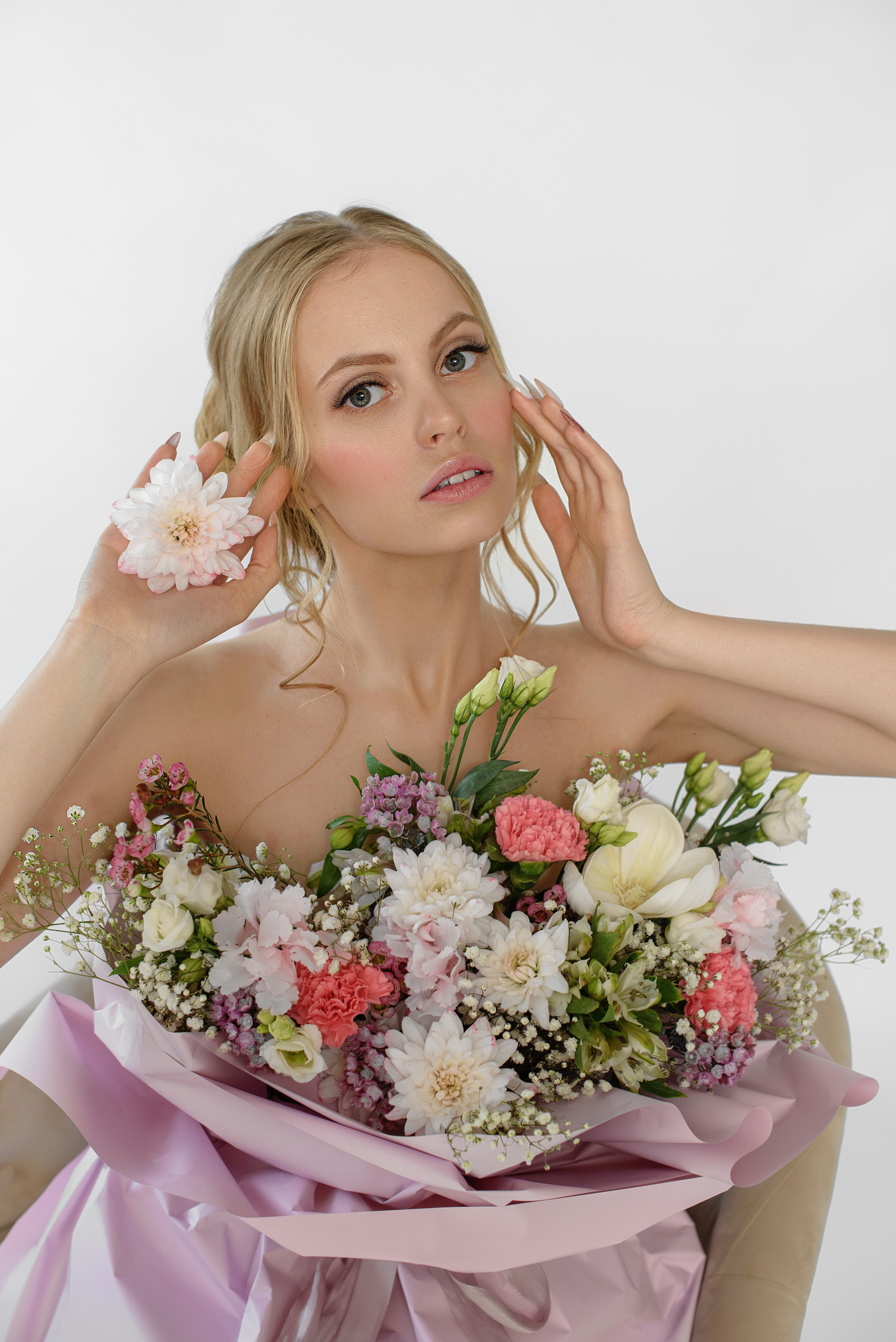 Женский портрет. Фотограф беременности и новорожденных в Рязани