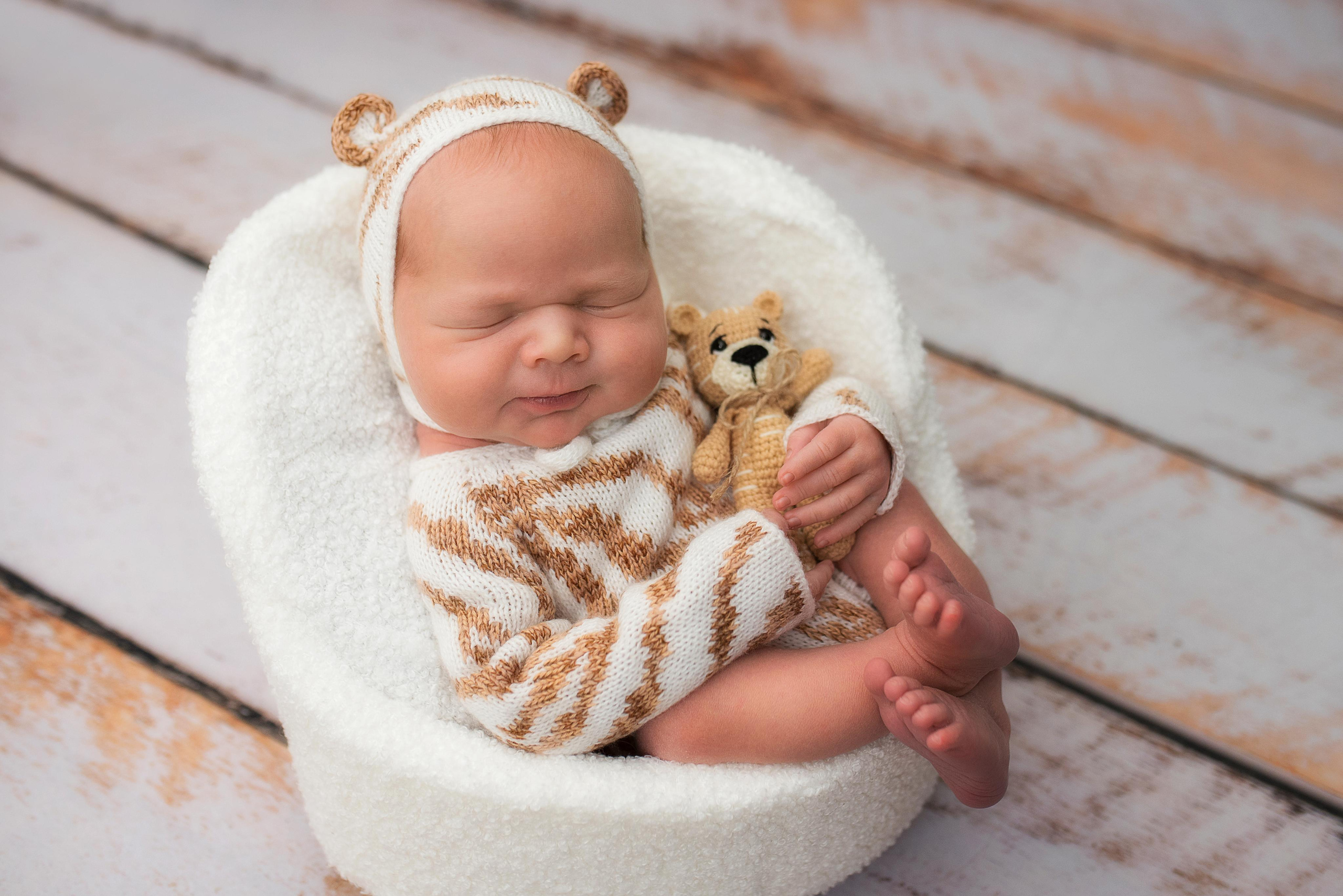 Лев_5 дней. Фотограф новорожденных в Екатеринбурге Лена Ильина