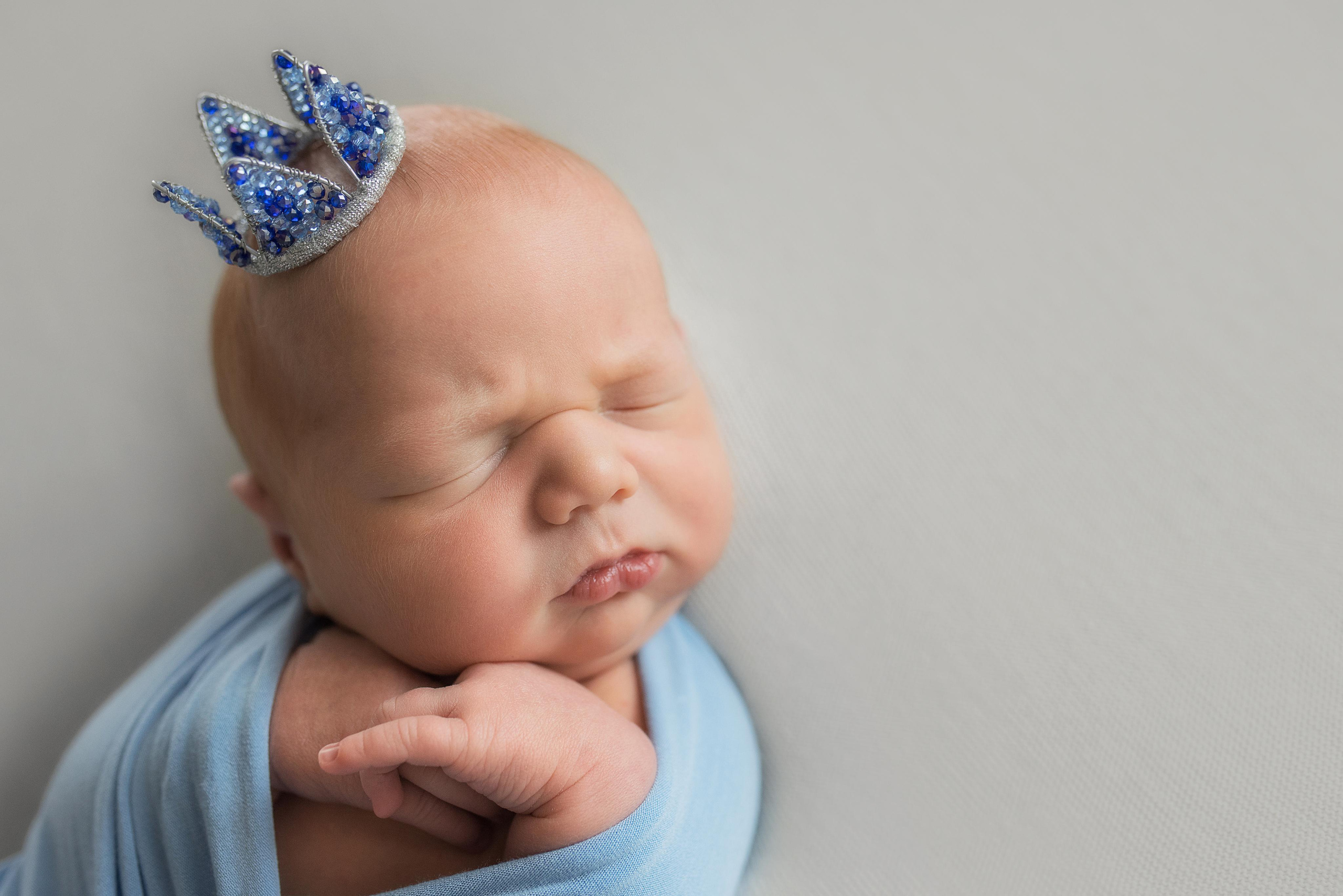 Лев_5 дней. Фотограф новорожденных в Екатеринбурге Лена Ильина