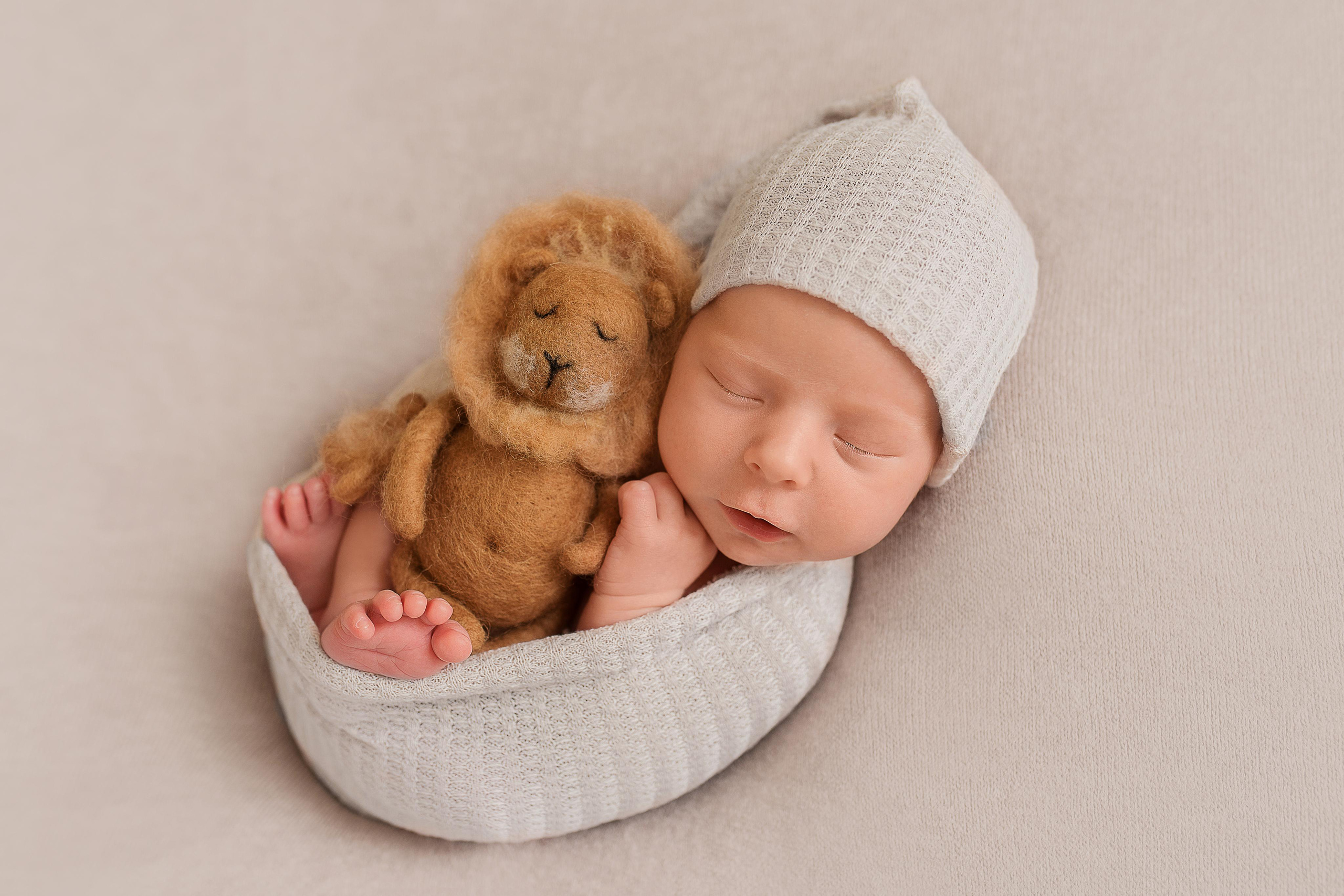 Лев_15 дней. Фотограф новорожденных в Екатеринбурге Лена Ильина