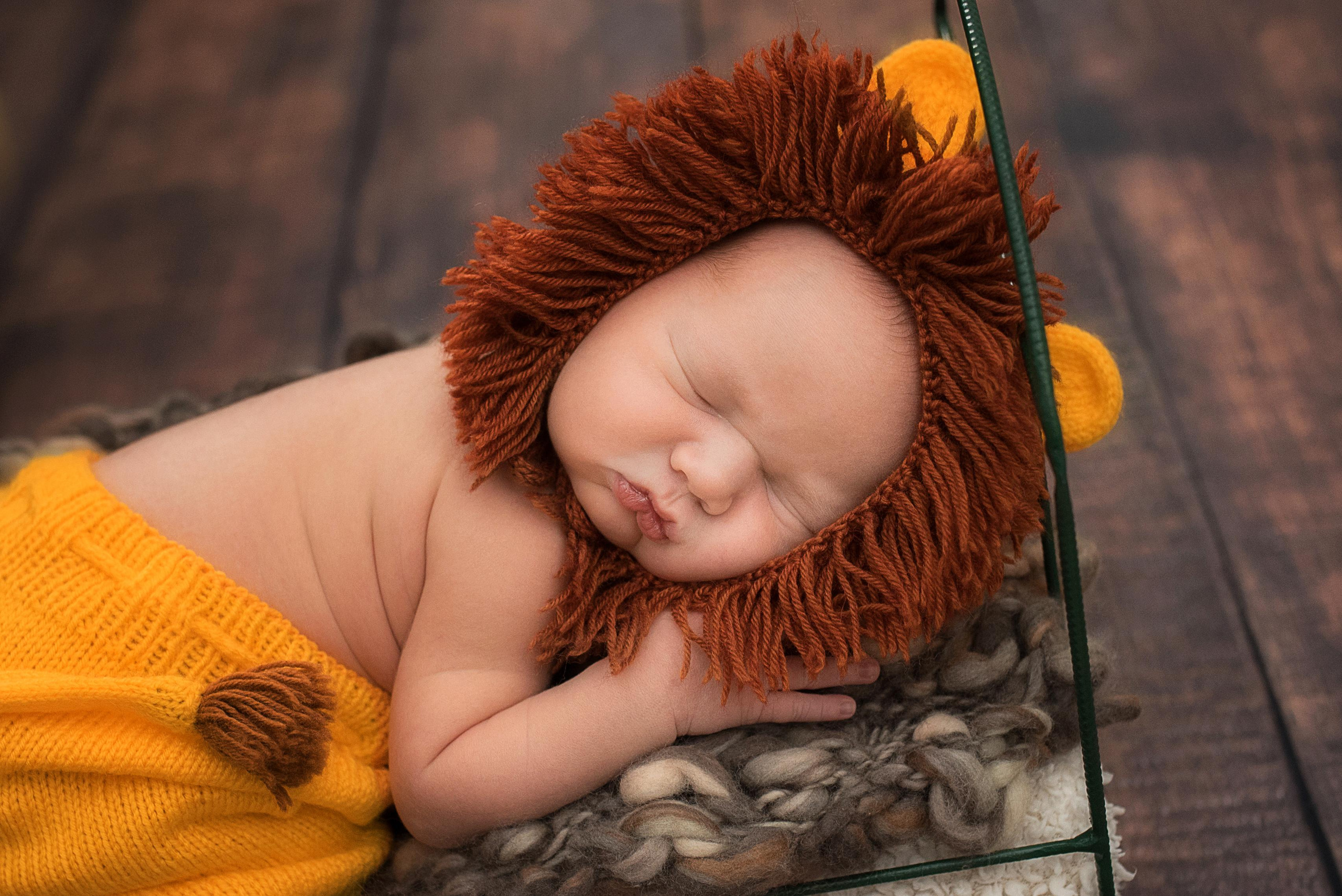 Лев_5 дней. Фотограф новорожденных в Екатеринбурге Лена Ильина