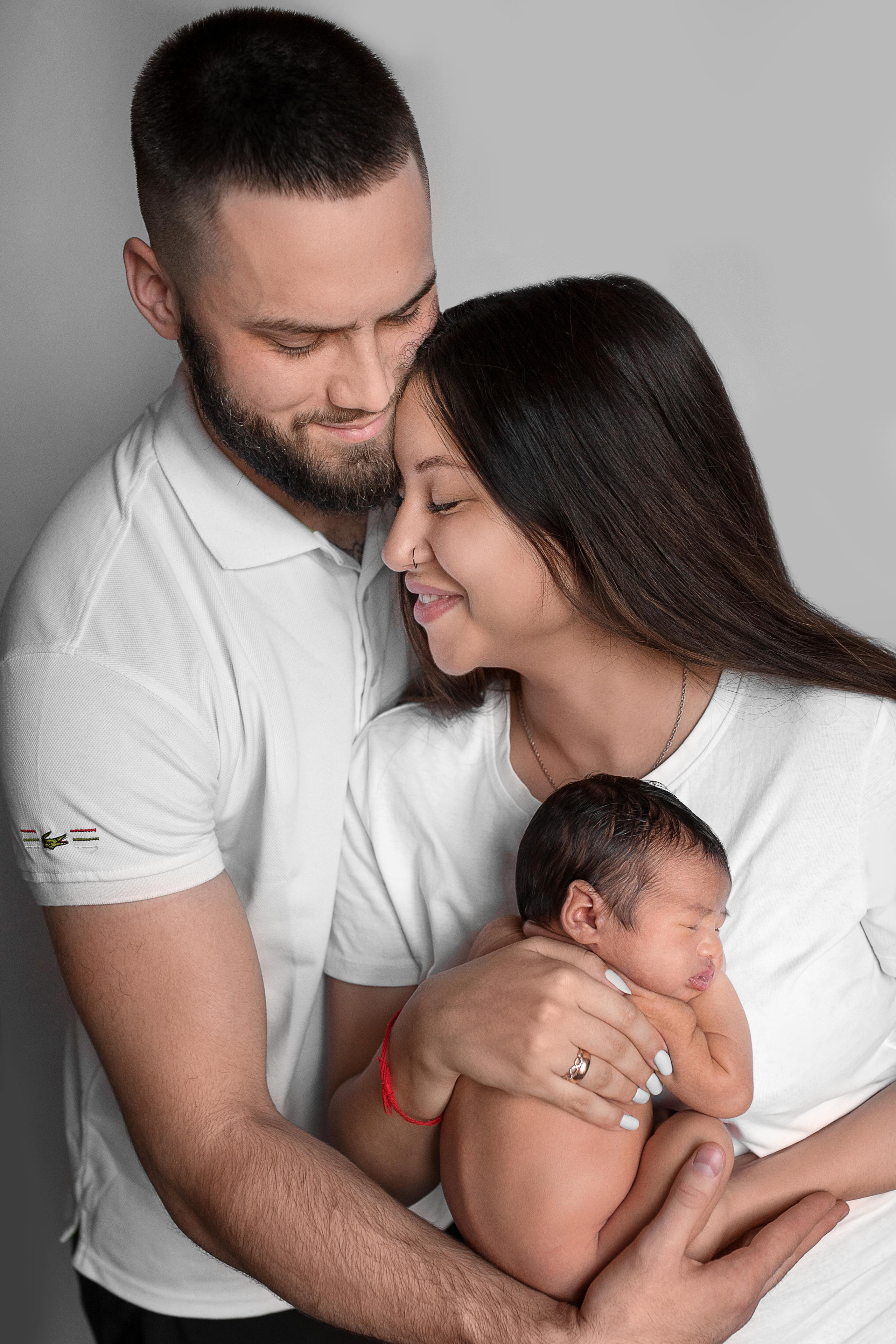 Лев. Фотограф новорожденных в Екатеринбурге Лена Ильина