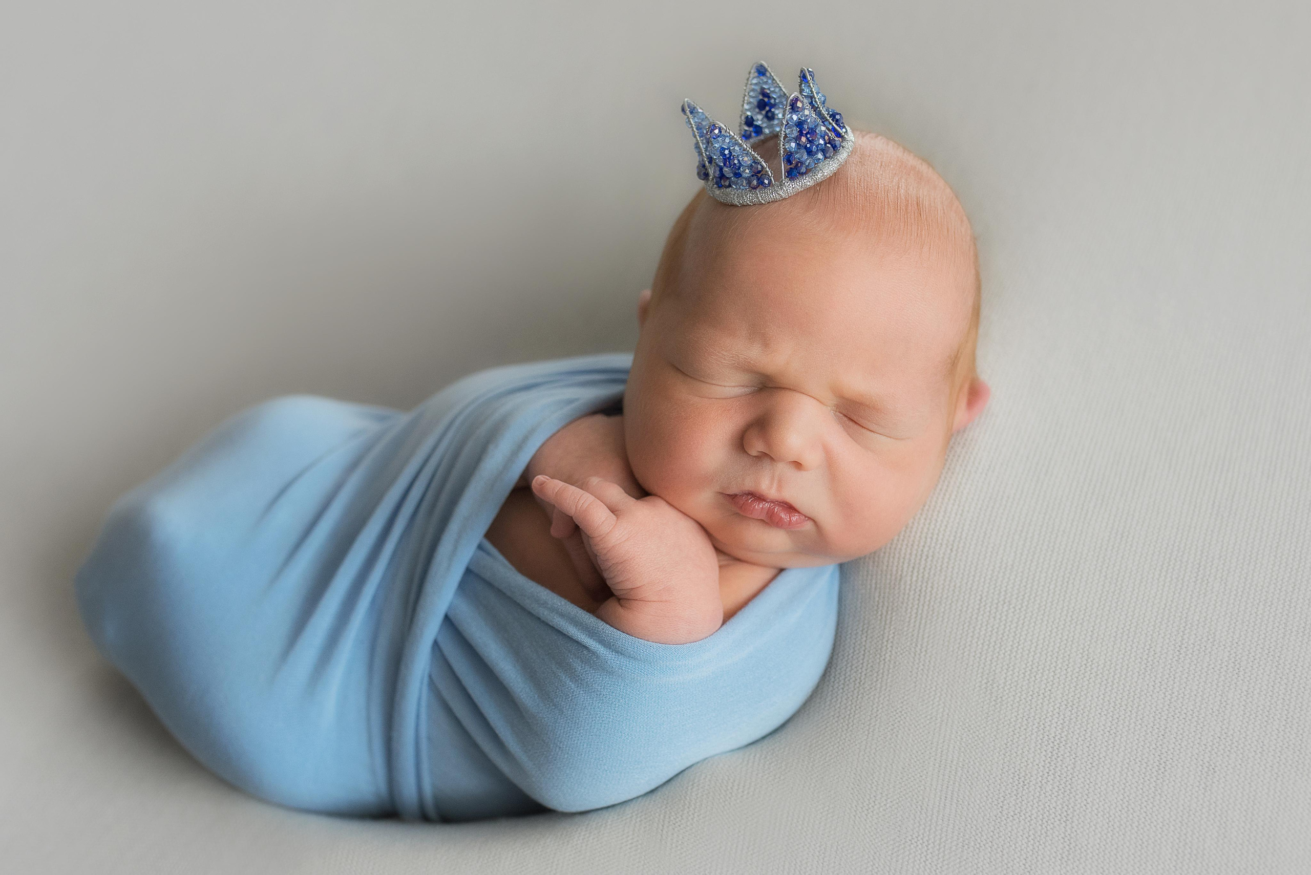 Лев_5 дней. Фотограф новорожденных в Екатеринбурге Лена Ильина