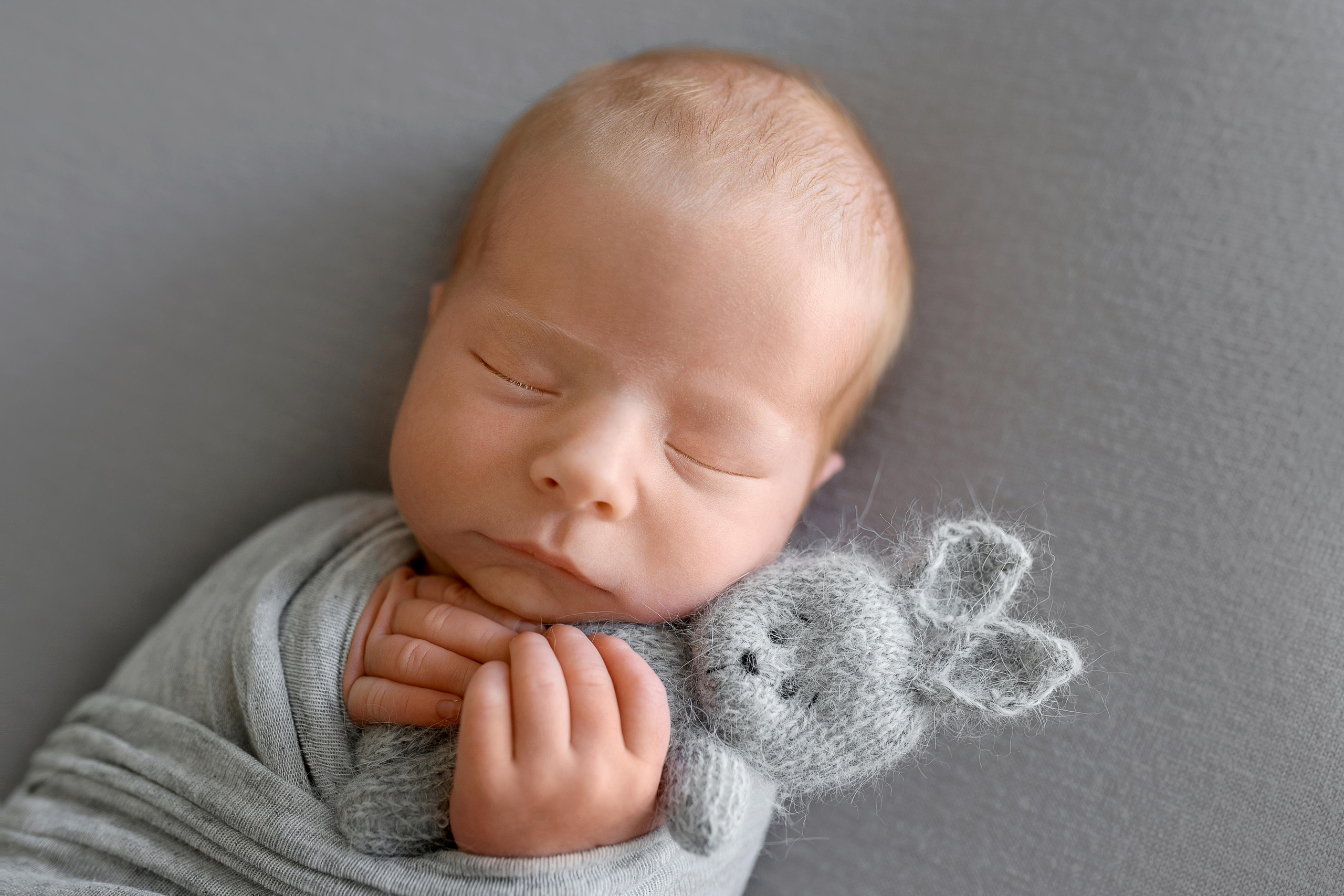 Лев_15 дней. Фотограф новорожденных в Екатеринбурге Лена Ильина