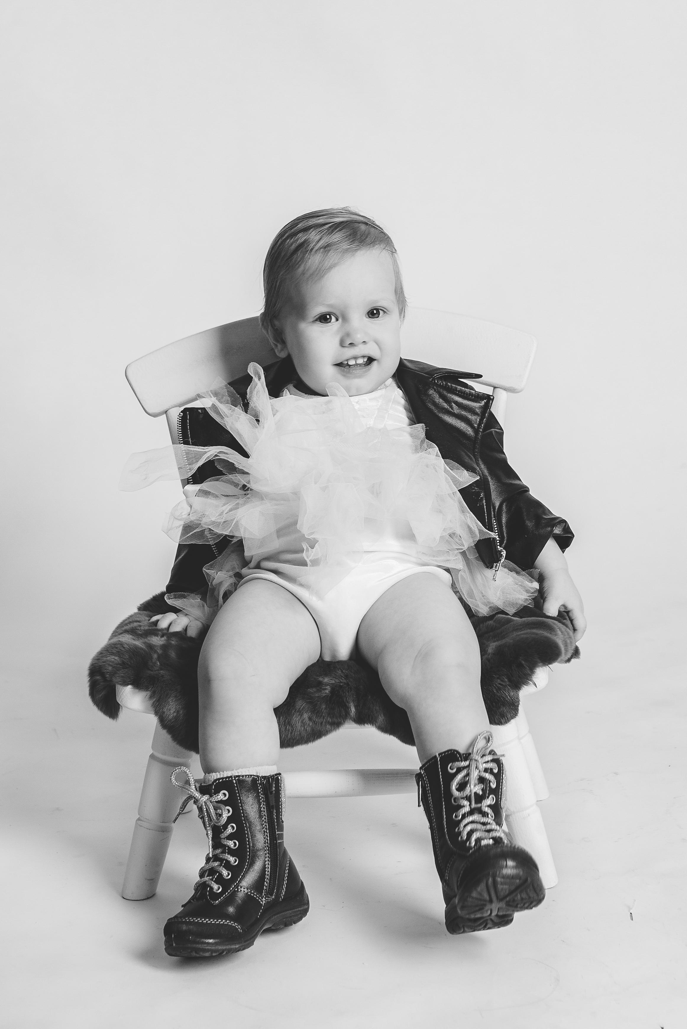 Вика, 1 годик (фотостудия Skazkovo). Фотограф новорожденных в Екатеринбурге Лена Ильина