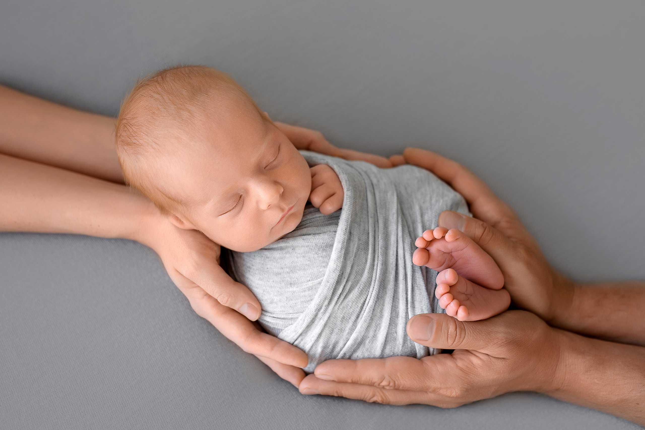 Лев_15 дней. Фотограф новорожденных в Екатеринбурге Лена Ильина