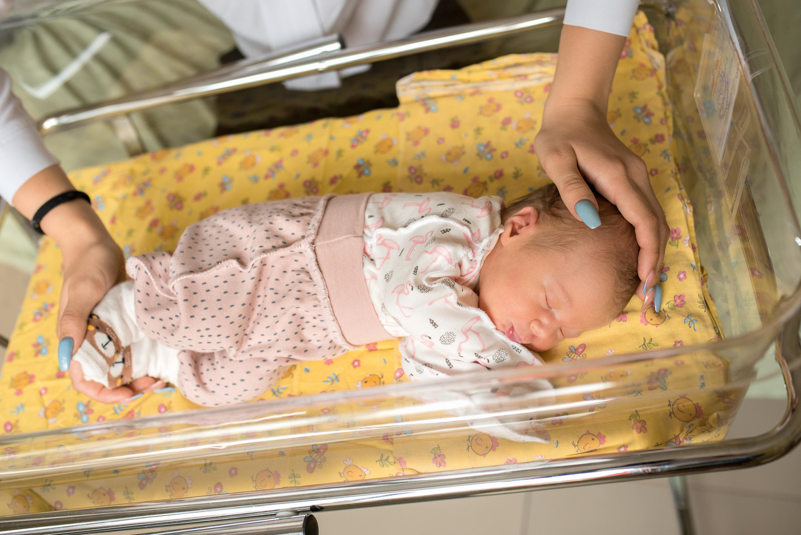 Выписка из роддома, Екатеринбург. Фотограф новорожденных в Екатеринбурге Лена Ильина