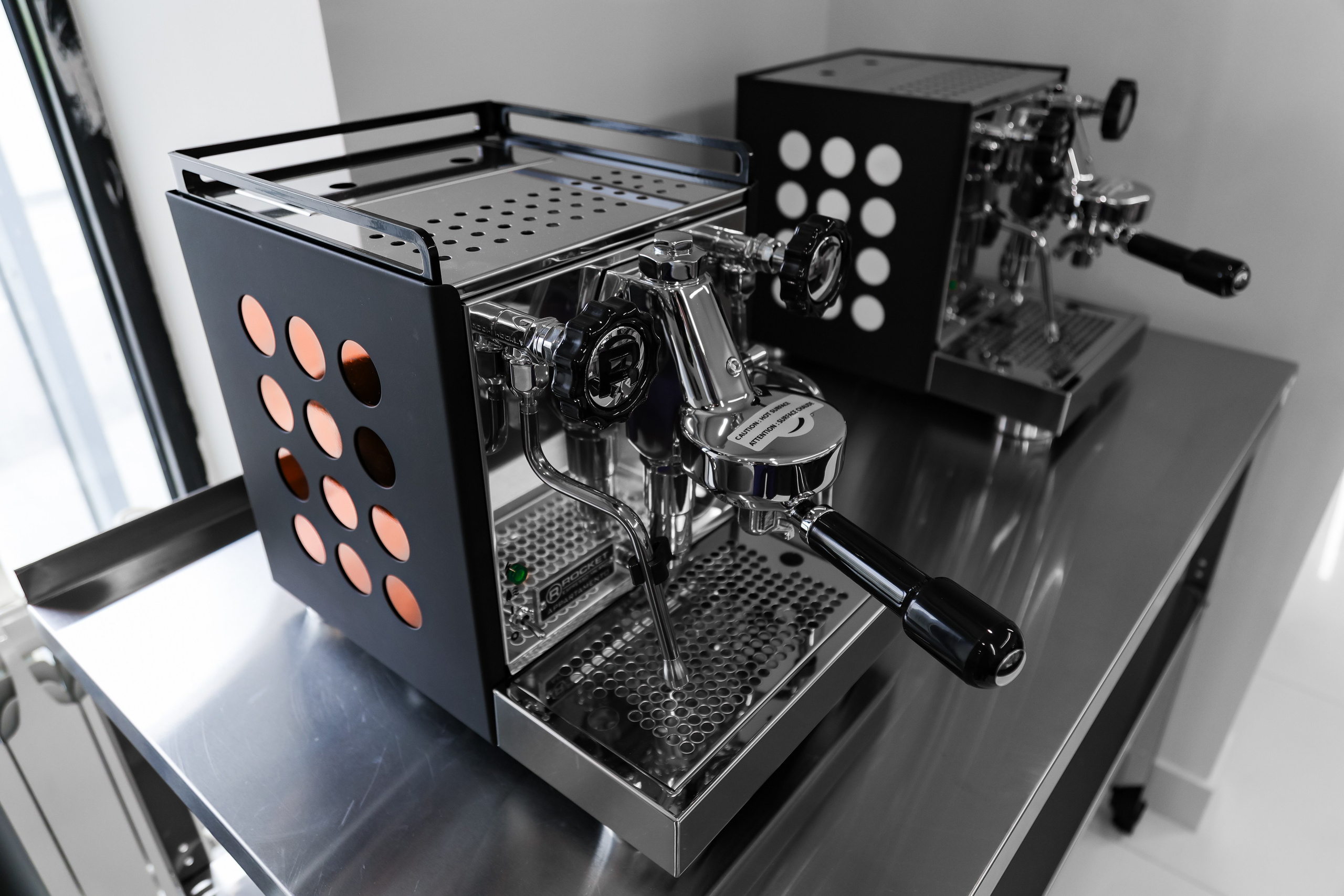 COFFEE MACHINES FOR MARKETPLACE. Mixturecaptures