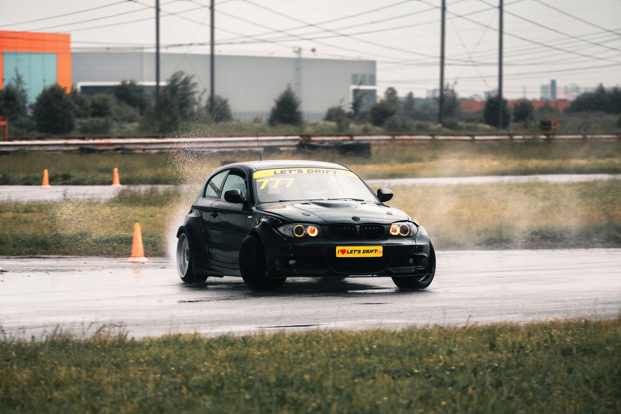 Фоторепортаж с «Больших Гонок» — дрифт, драг, звук