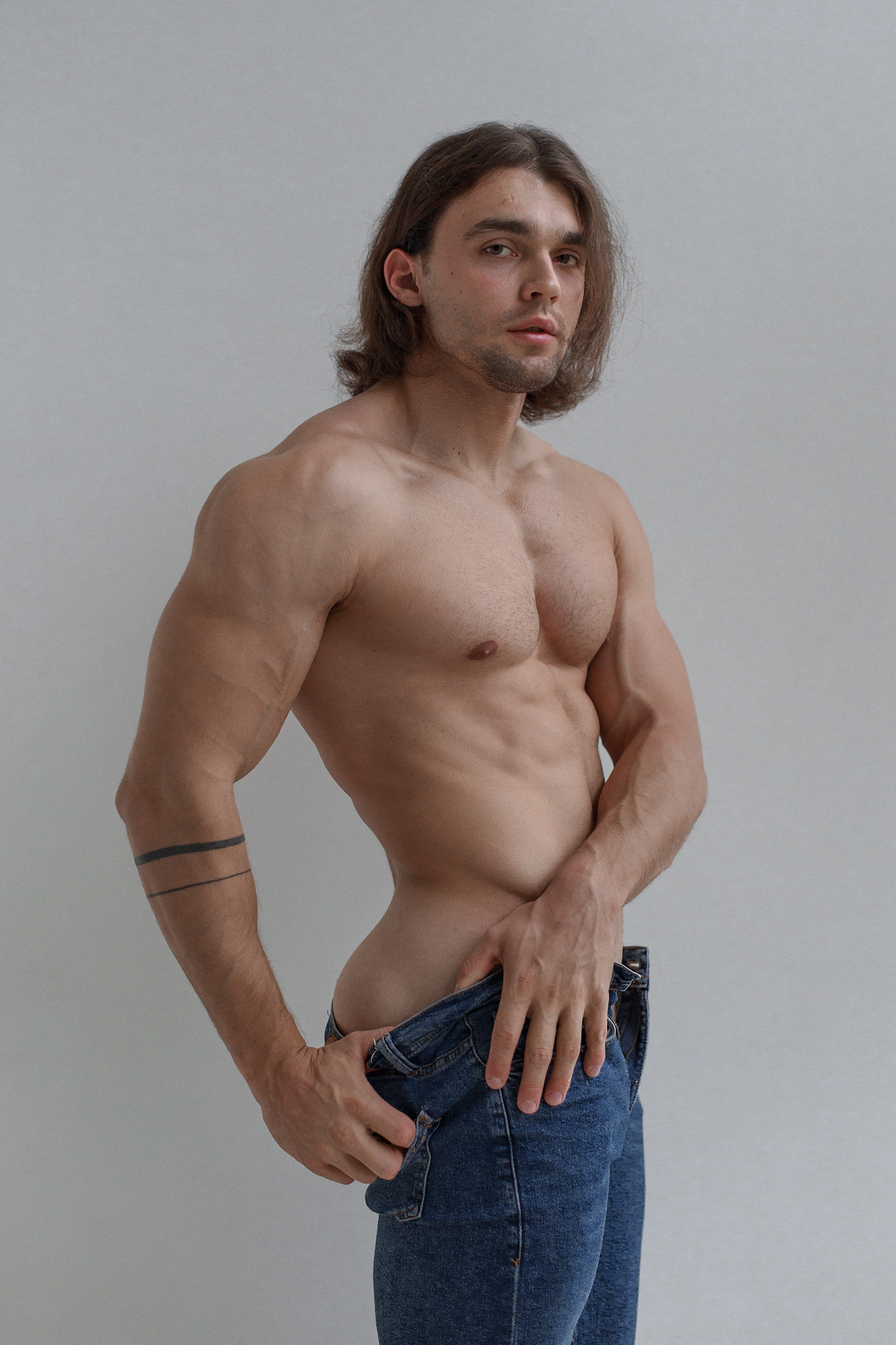 Ilya. Игорь Березин — фотограф в Москве. Мужские портреты и коммерческая съёмка